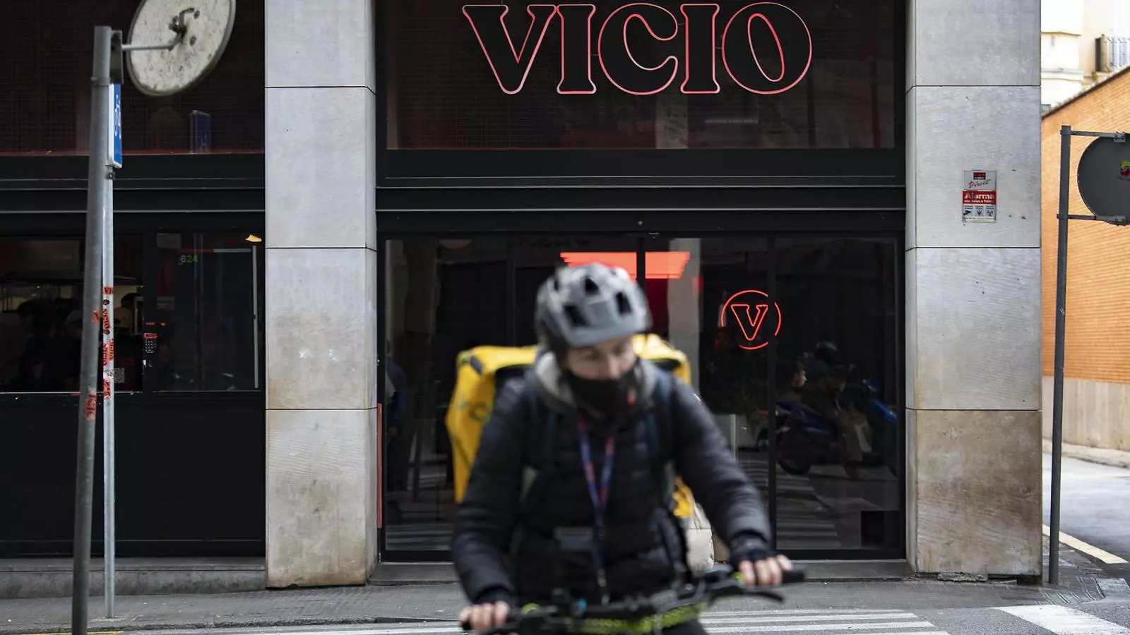 El restaurant pandèmic que serveix una ‘burger’ cada 15 segons