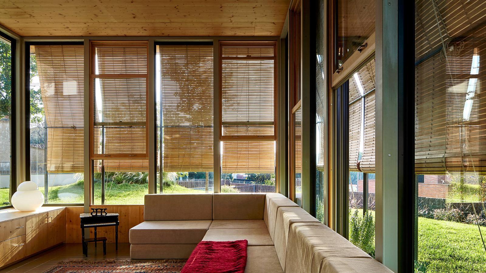 Casa i centre de ioga Emiliano López i Mónica Rivera Arquitectes
 Sant Cugat del Vallès L’interior és un espai d’aire lliure