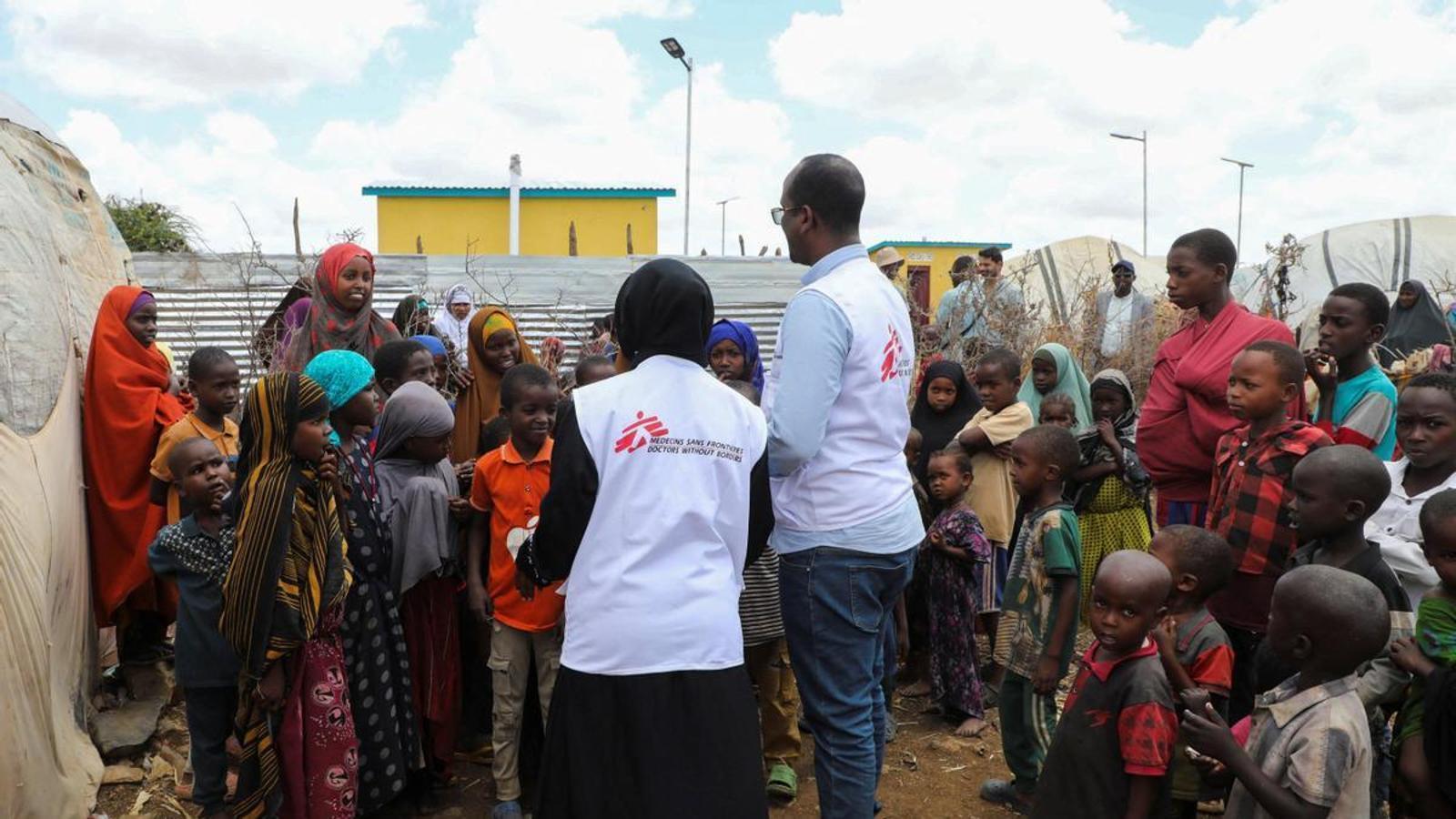 Doctors Without Borders workers visit the improvised shelters of Somali families, in a situation marked by a decrease in humanitarian funding despite the increase in needs.