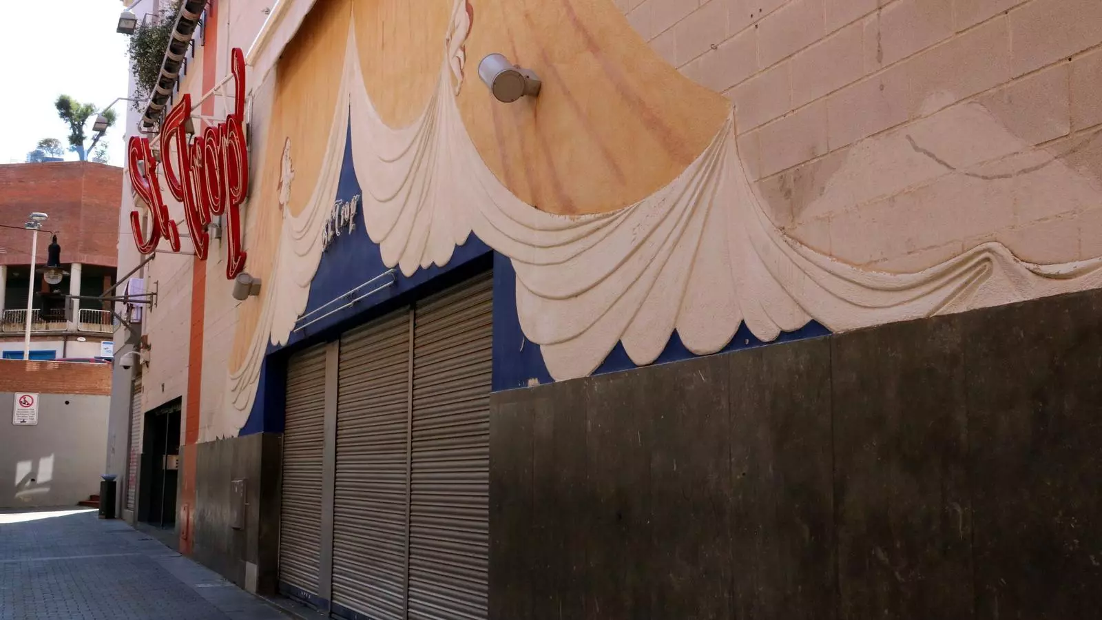 Façana de la discoteca Sant Trop de Lloret de Mar, on van passar els fets