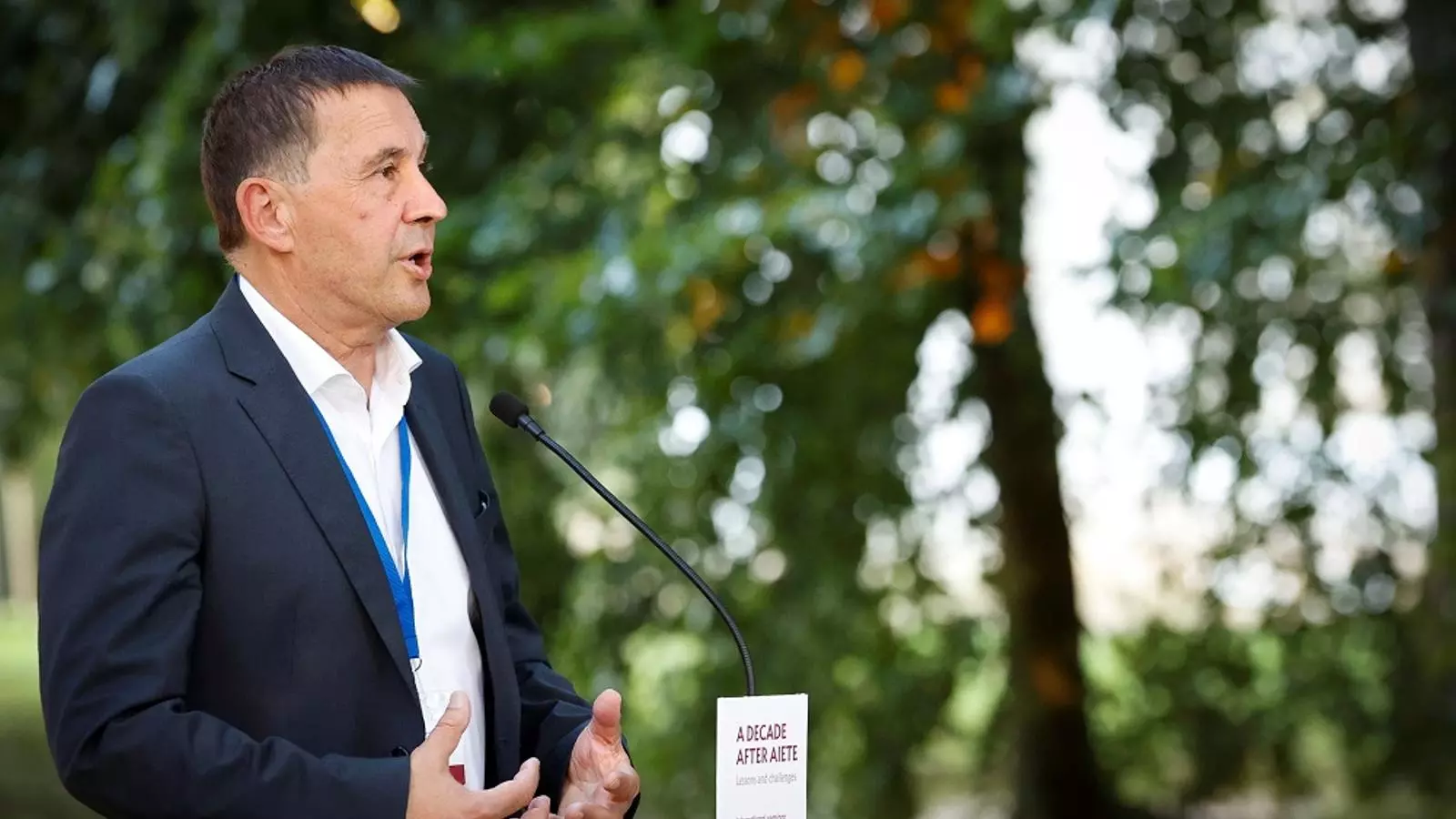 Arnaldo Otegi, durant la declaració solemne amb motiu del desè aniversari del cessament de la violència d'ETA.