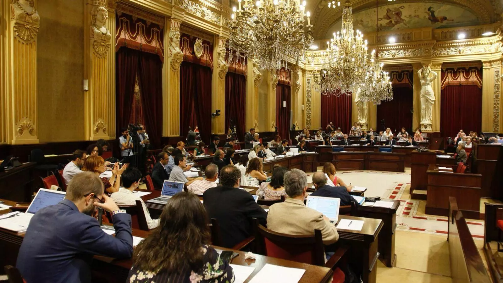 Ple del Parlament
