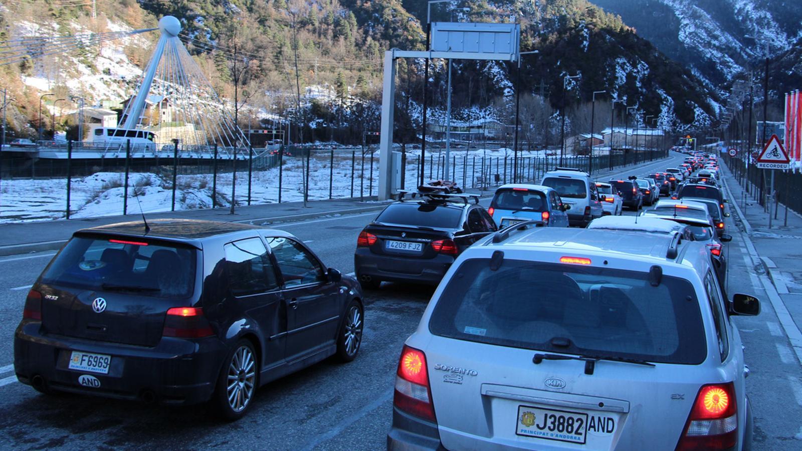 Cues de sortida del Principat / J.D.