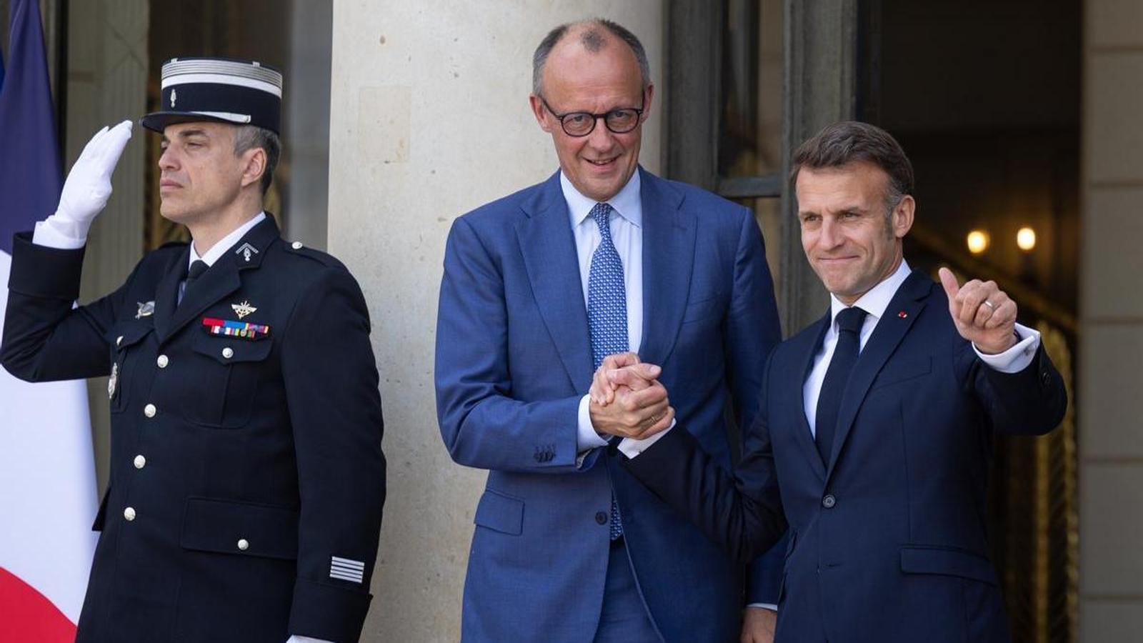 El presidente francés, Emmanuel Macron, y el canciller alemán, Friedrich Merz, durante su encuentro en el Elíseo el pasado 17 de abril.