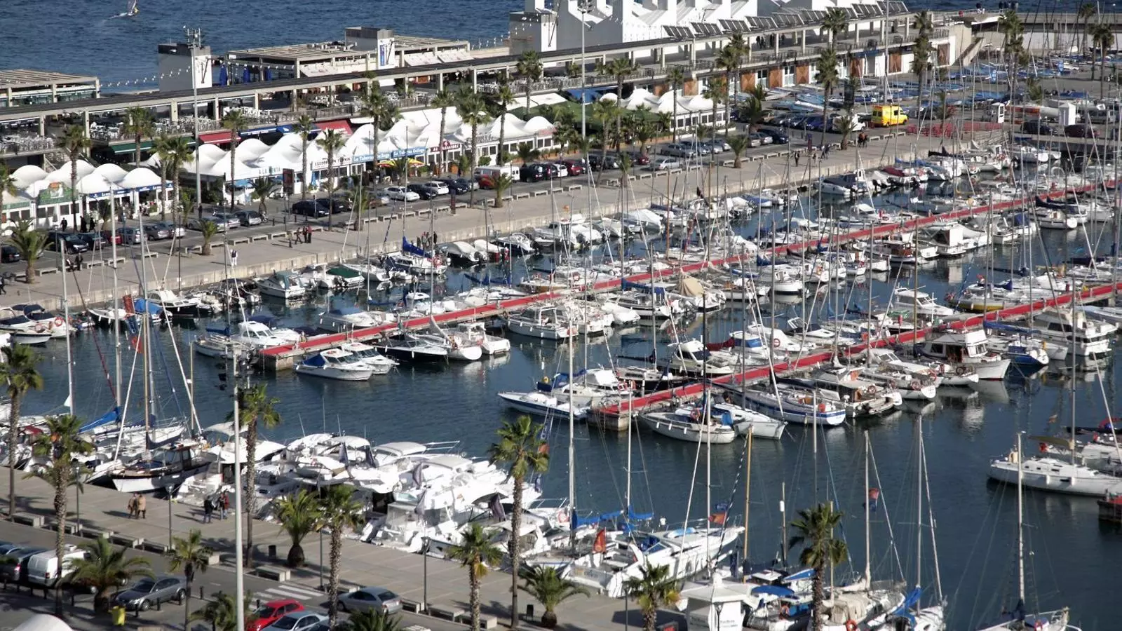 El Port Olímpic reformularà el seu model d’oci.