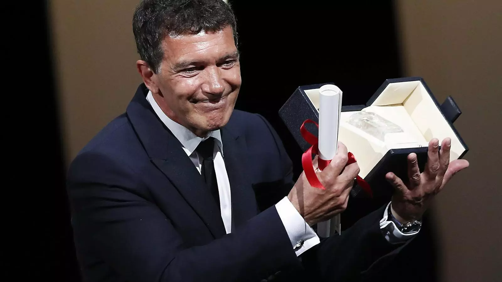 La glòria de Canes és per a Banderas i Bong Joon-ho
