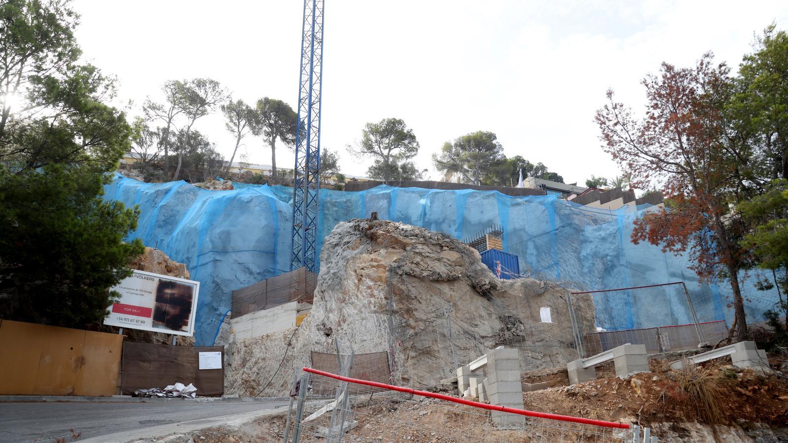 One of the works that have caused the indignation of some residents