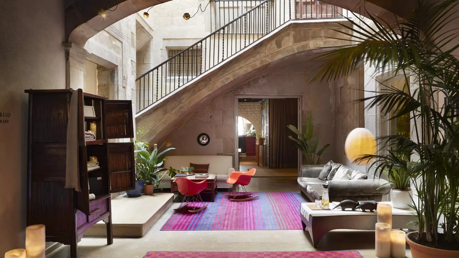 Interior de l'Hotel Neri