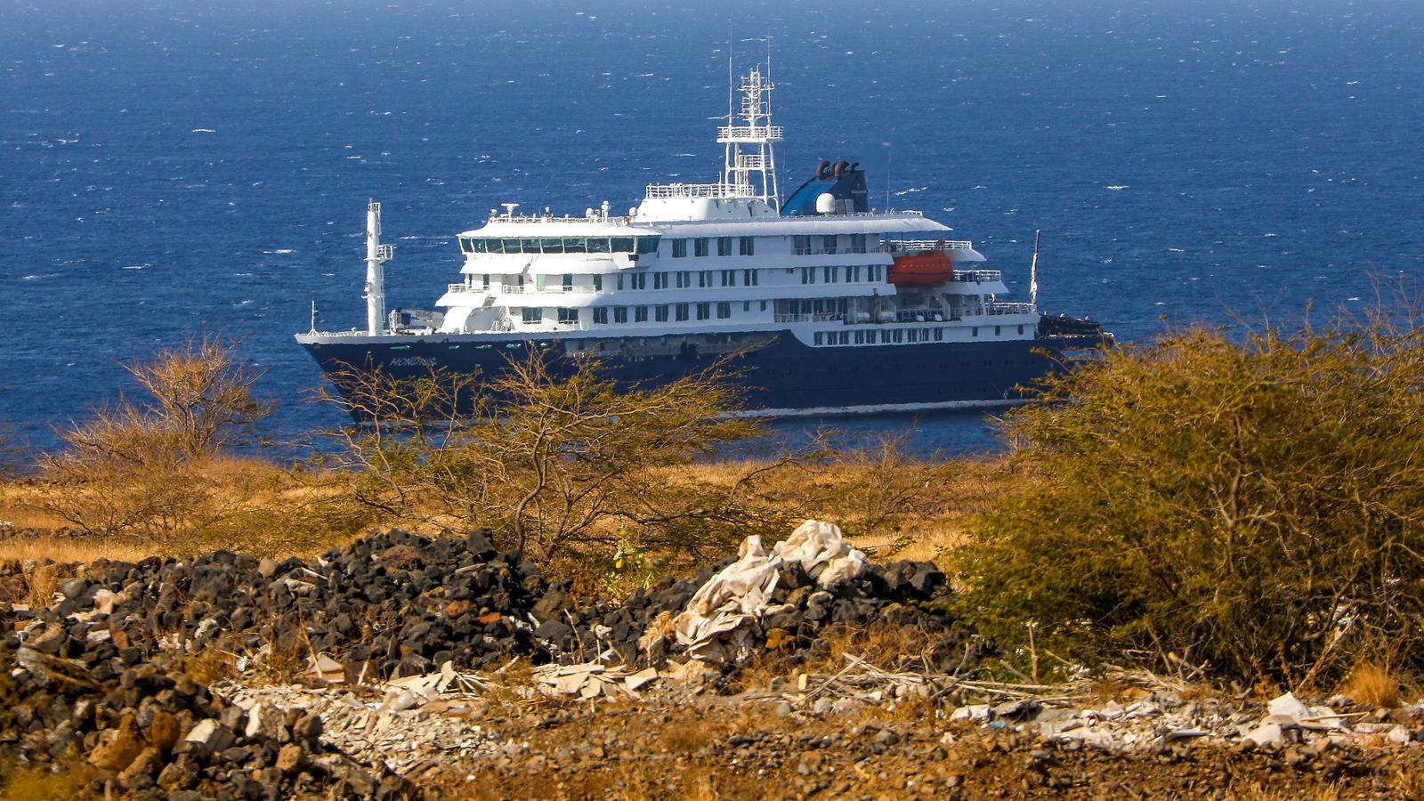 The cruise ship Hondius off the coast of Cape Verde