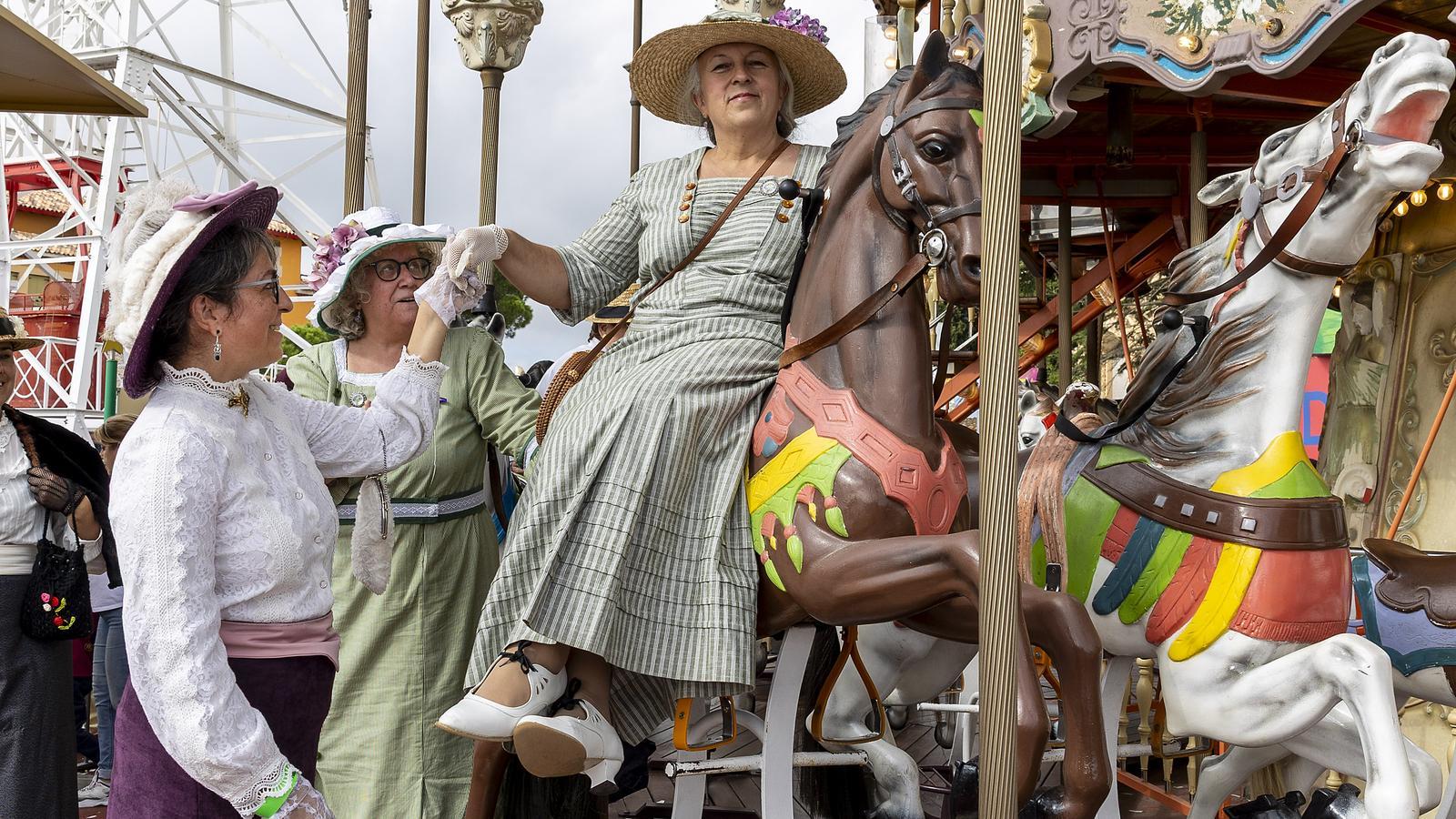 Celebración de los 125 años del parque de atracciones del Tibidabo.