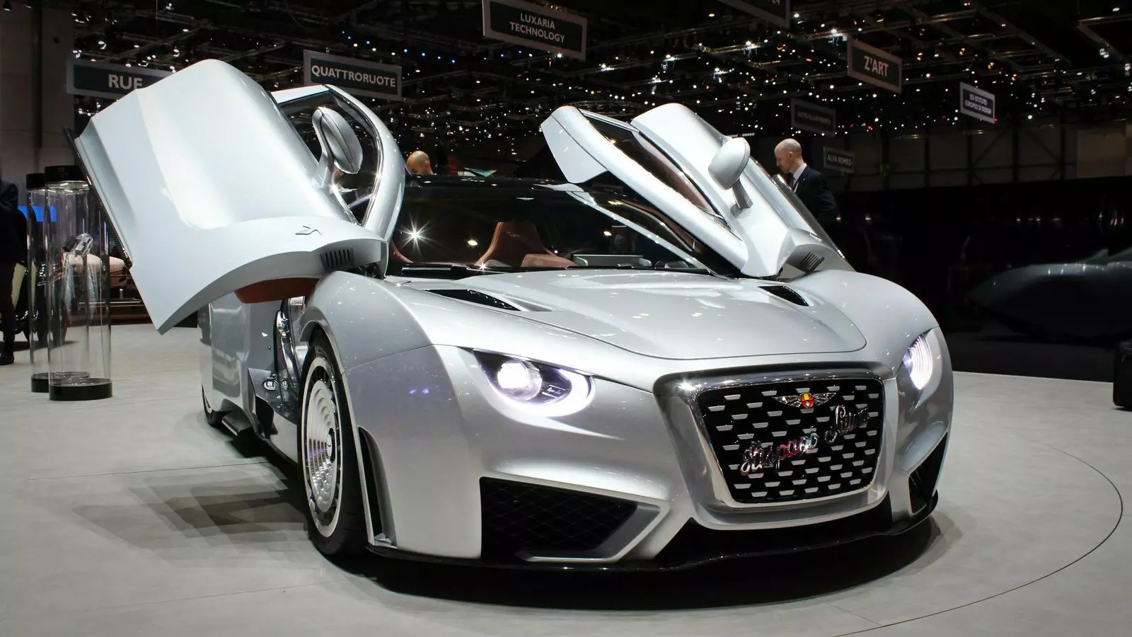 "L’Hispano Suiza Carmen crea un nou concepte de luxe i classe anomenat 'hyperlux'"