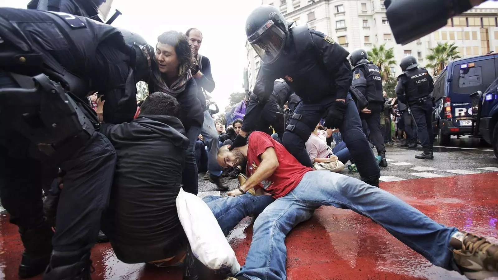 Càrrega policial a Barcelona, l'1-O