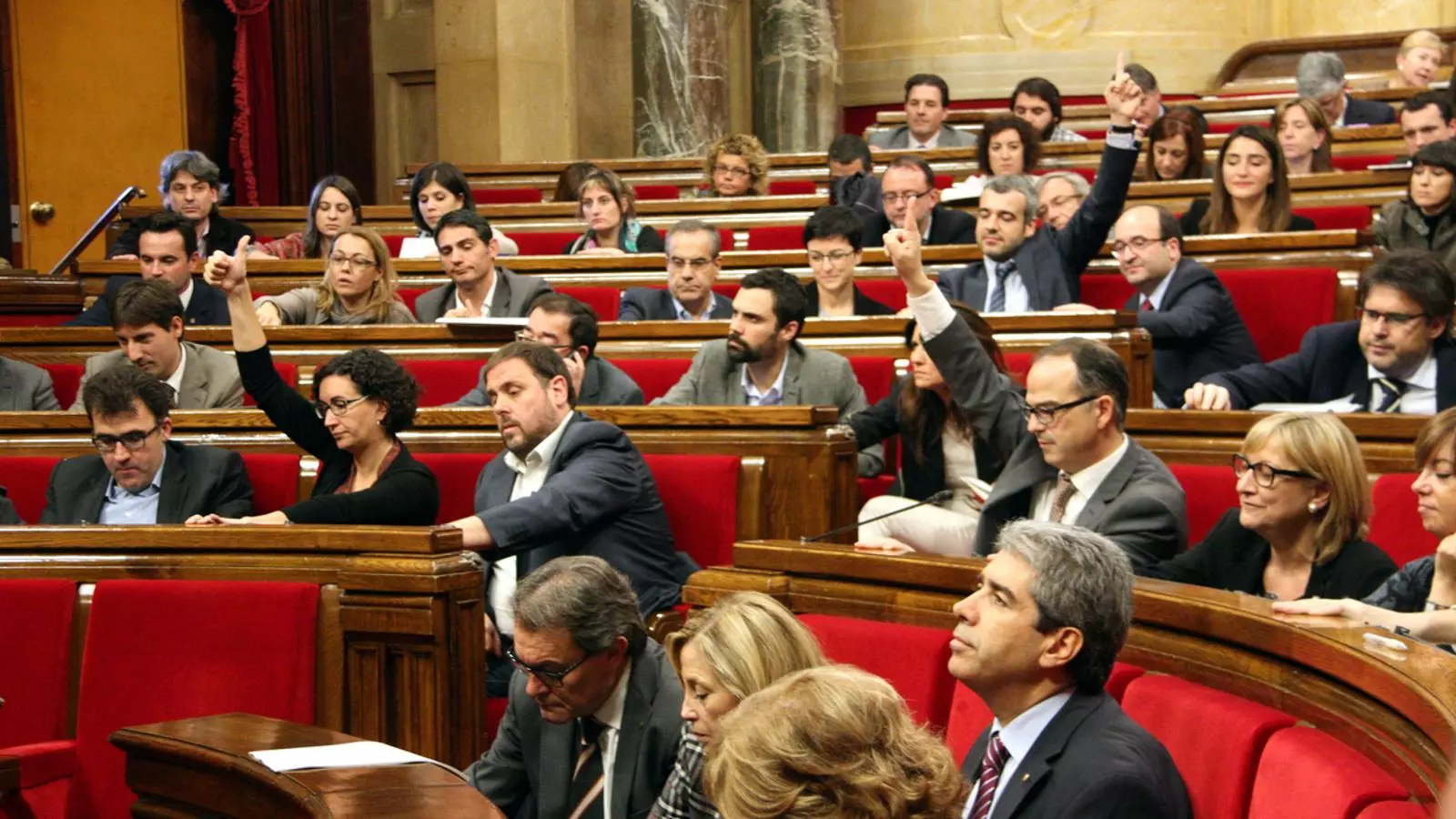 El Ple del Parlament durant la votació de la llei d'acció exterior / ACN