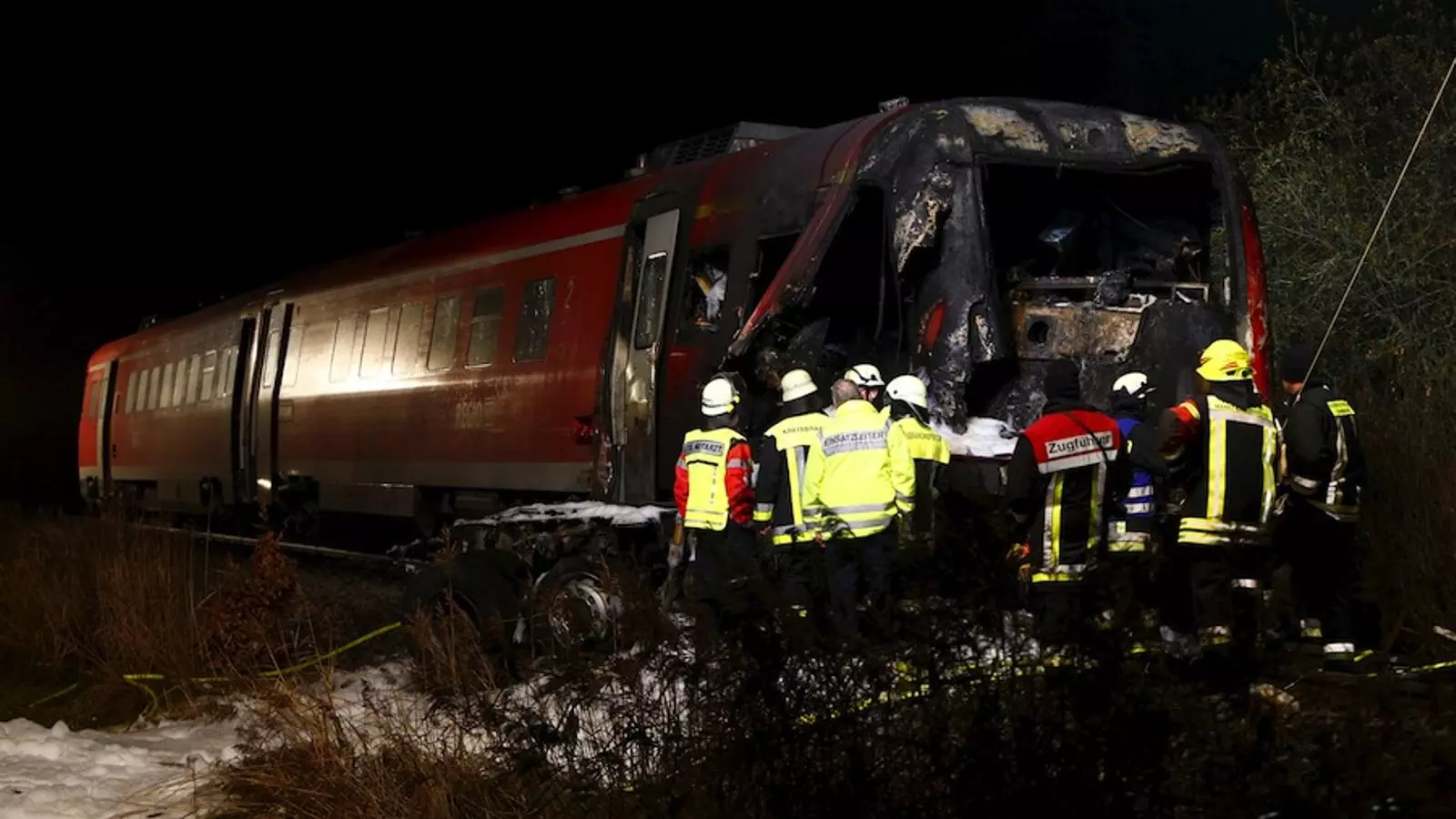 Accident entre un tren i un camió al sud d'Alemanya, la nit del 6 de novembre. / Reuters