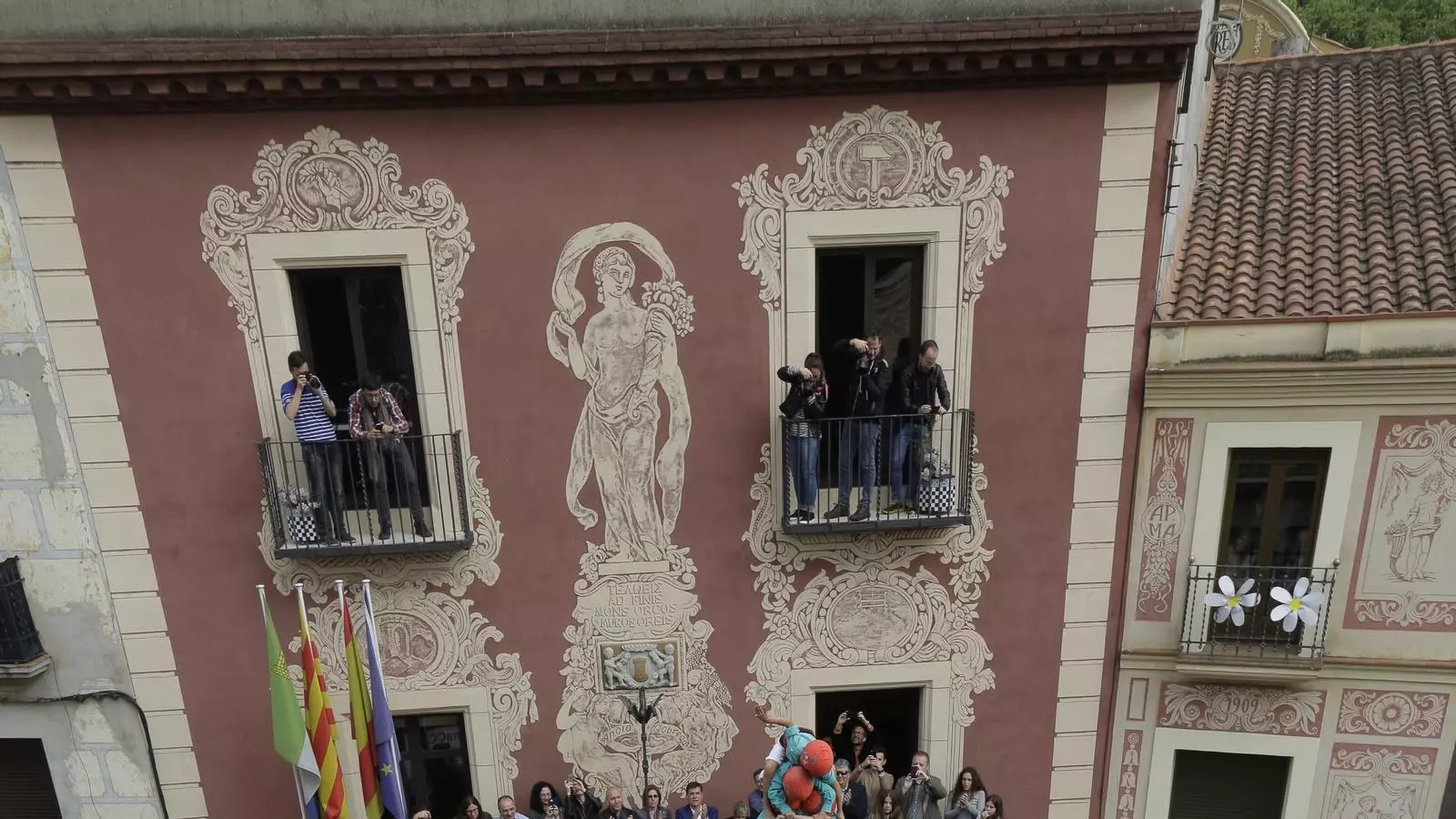 Els Castellers de Vilafranca completen la tripleta de vuit a Martorell