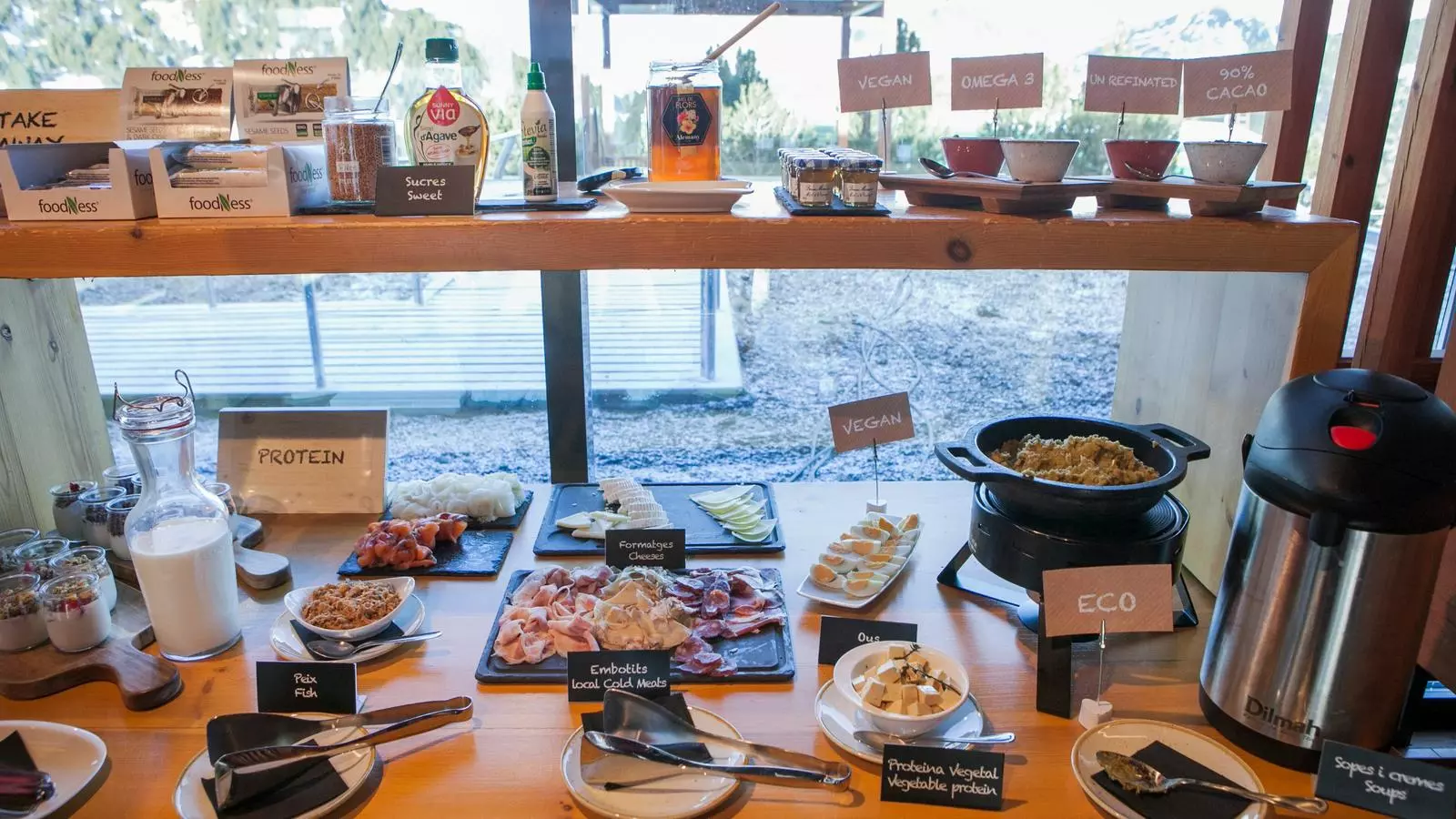 Alguns dels aliments que poden trobar els esportistes. / GRANDVALIRA