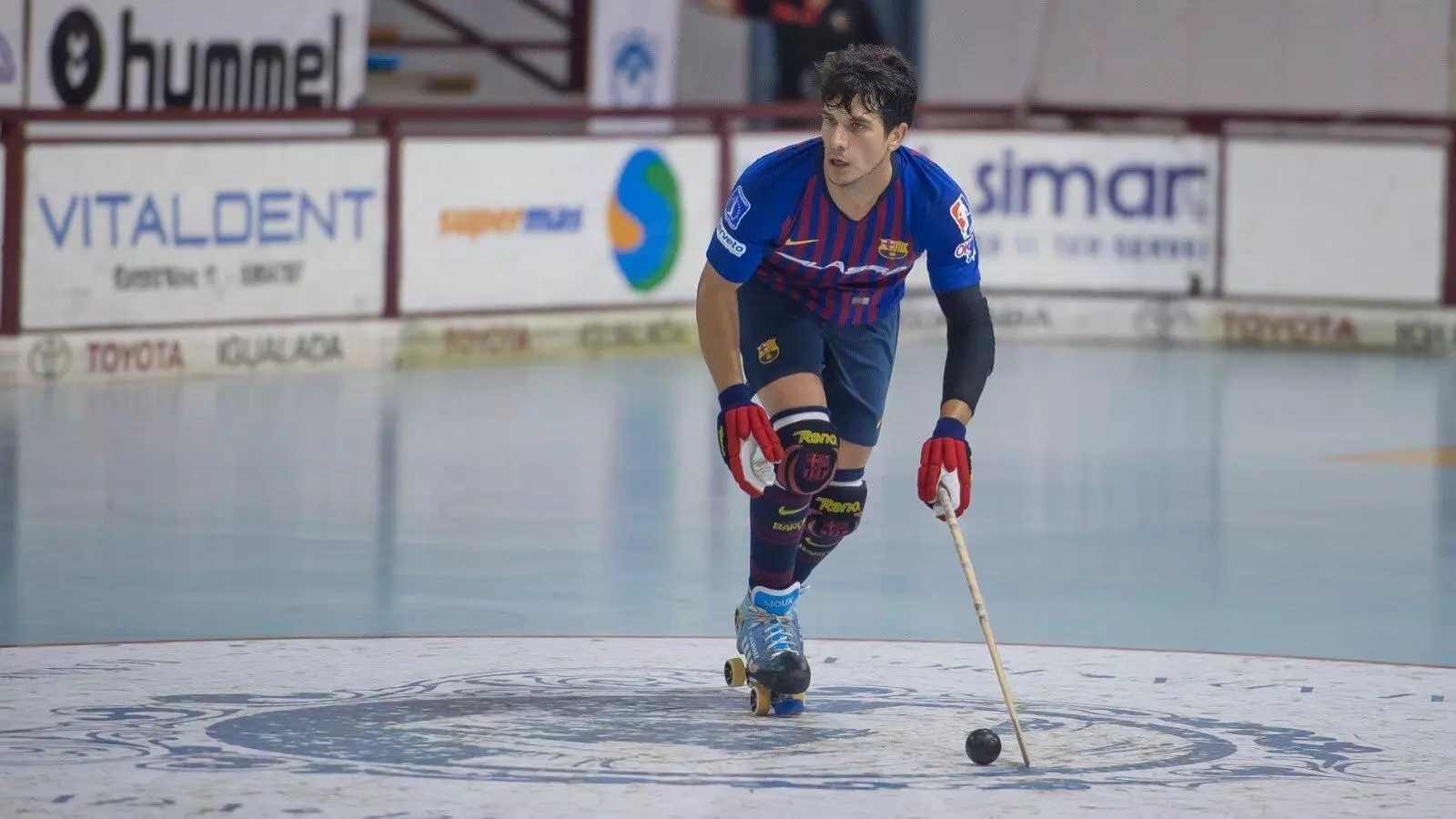 El Barça d'hoquei patins aixeca la Lliga Catalana a la pròrroga