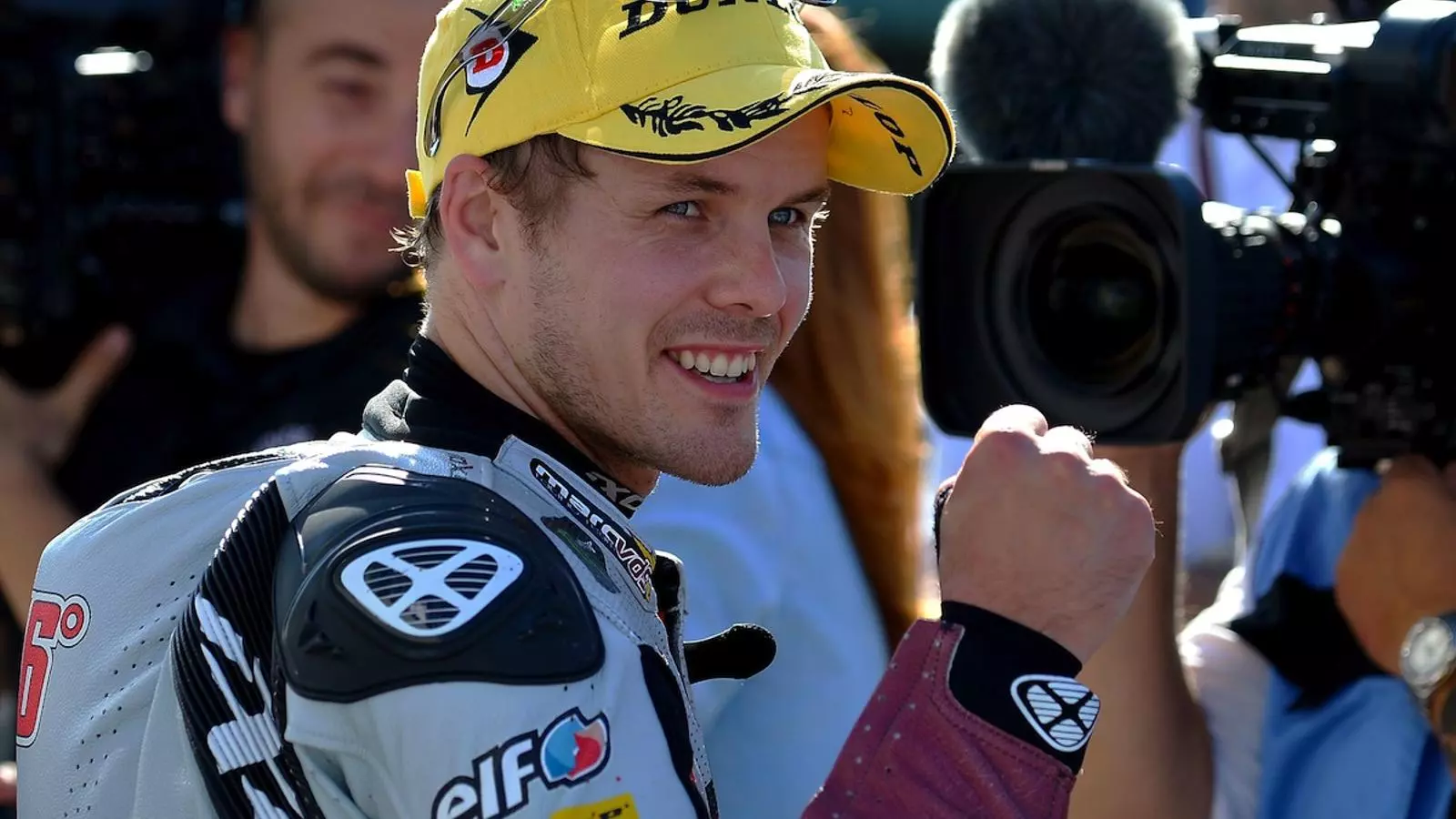 Mika Kallio celebra la 'pole' a Misano / VINCENZO PINTO / AFP PHOTO