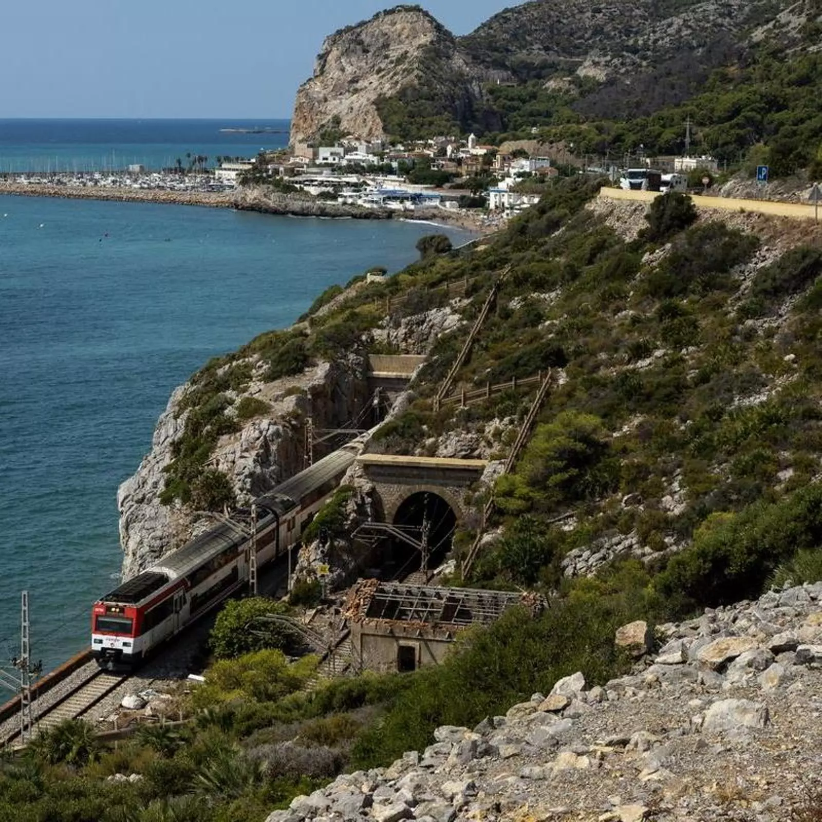 Renfe tunnel in Garraf.