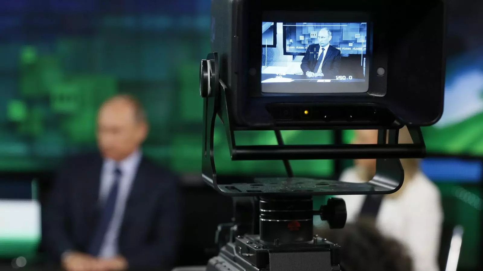 Putin, en una imatge d'arxiu, sent entrevistat pel canal Russia Today a Moscou.