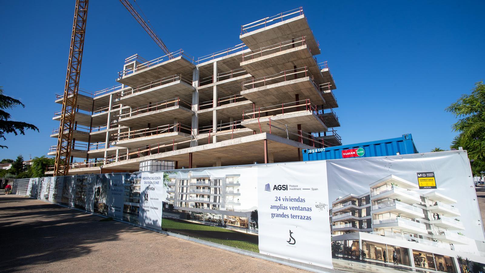 Image of several apartments under construction in Cunit in a file photo from July 2025.