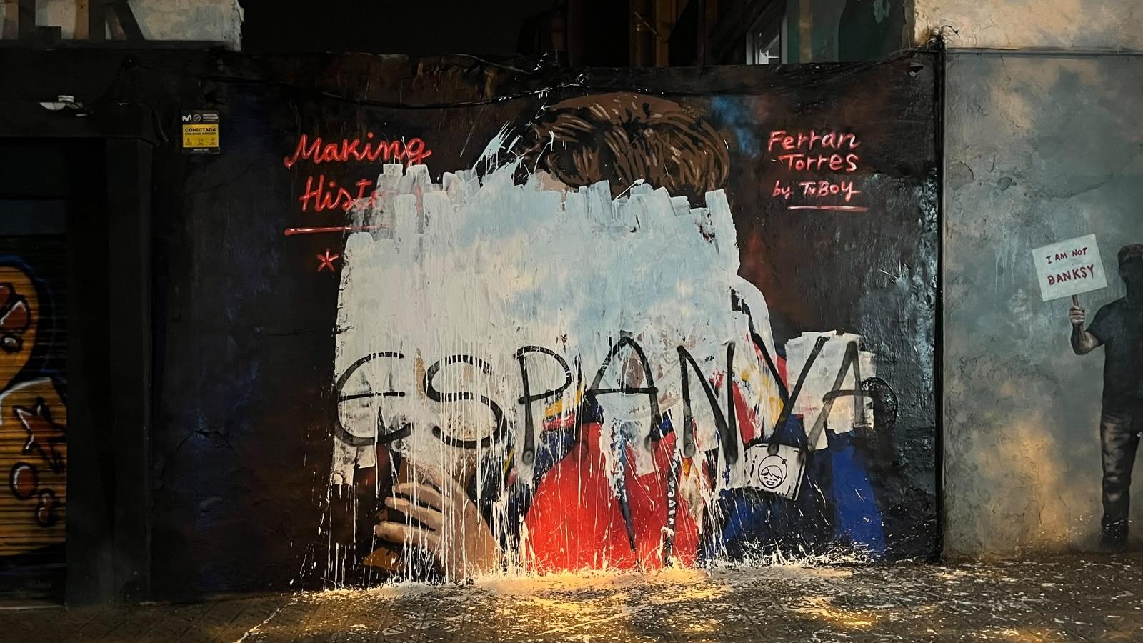 Imagen del mural de Ferran Torres vandalizado