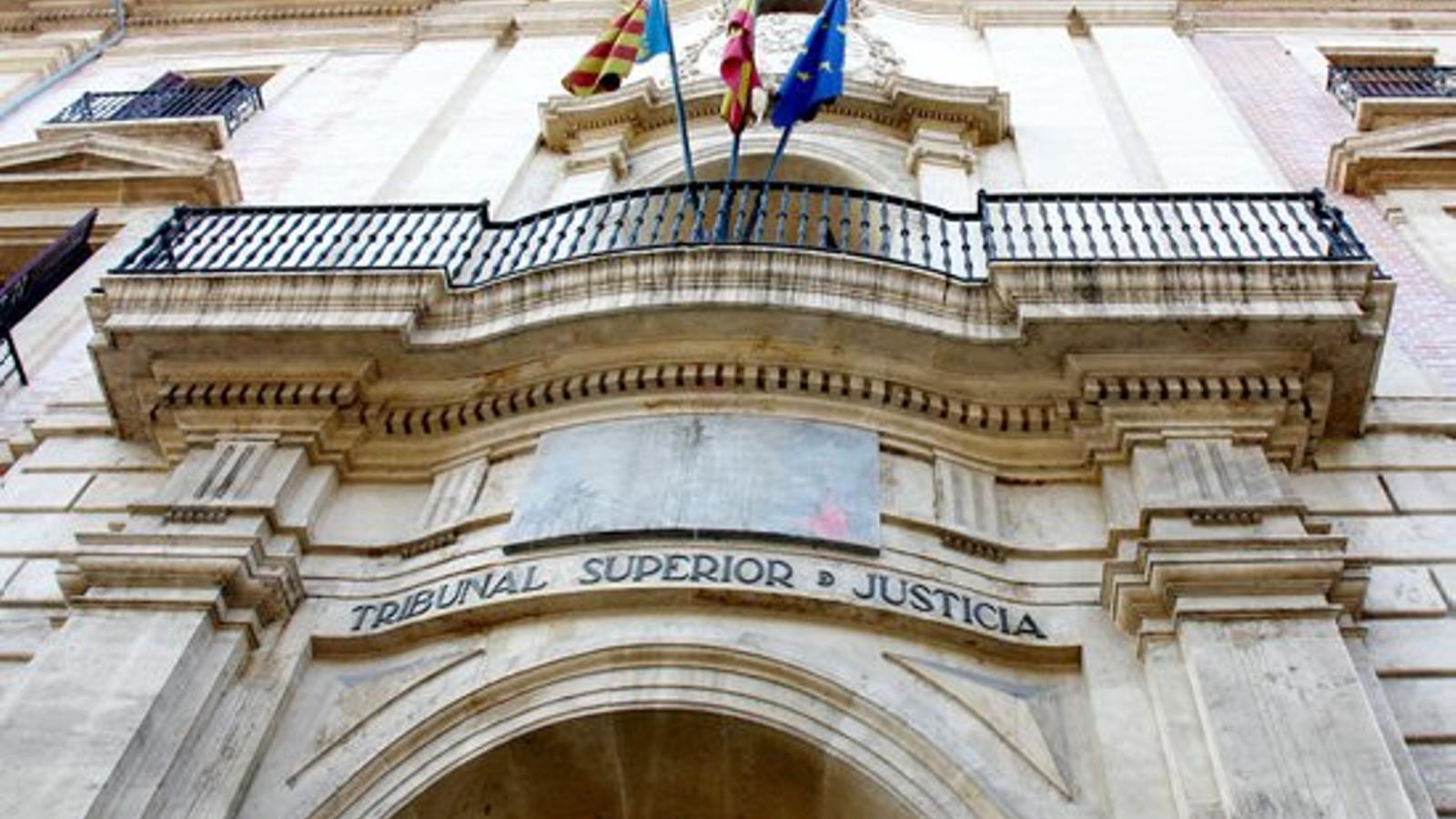 The TSJCV recognizes total disability for a victim of a terrorist act.