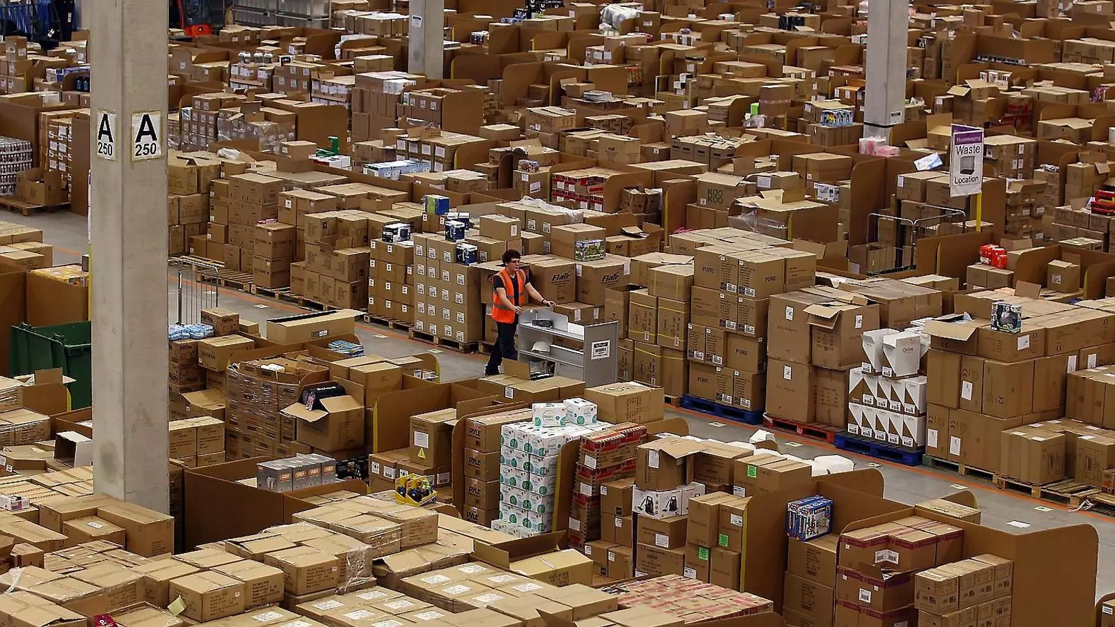 El comerç català sucumbeix al Black Friday per esgarrapar vendes