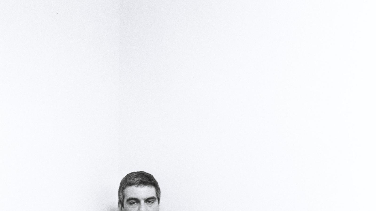 SERGUEI DOVLÀTOV VA FER DE PERIODISTA A ESTÒNIA ABANS D'EMIGRAR ALS EUA