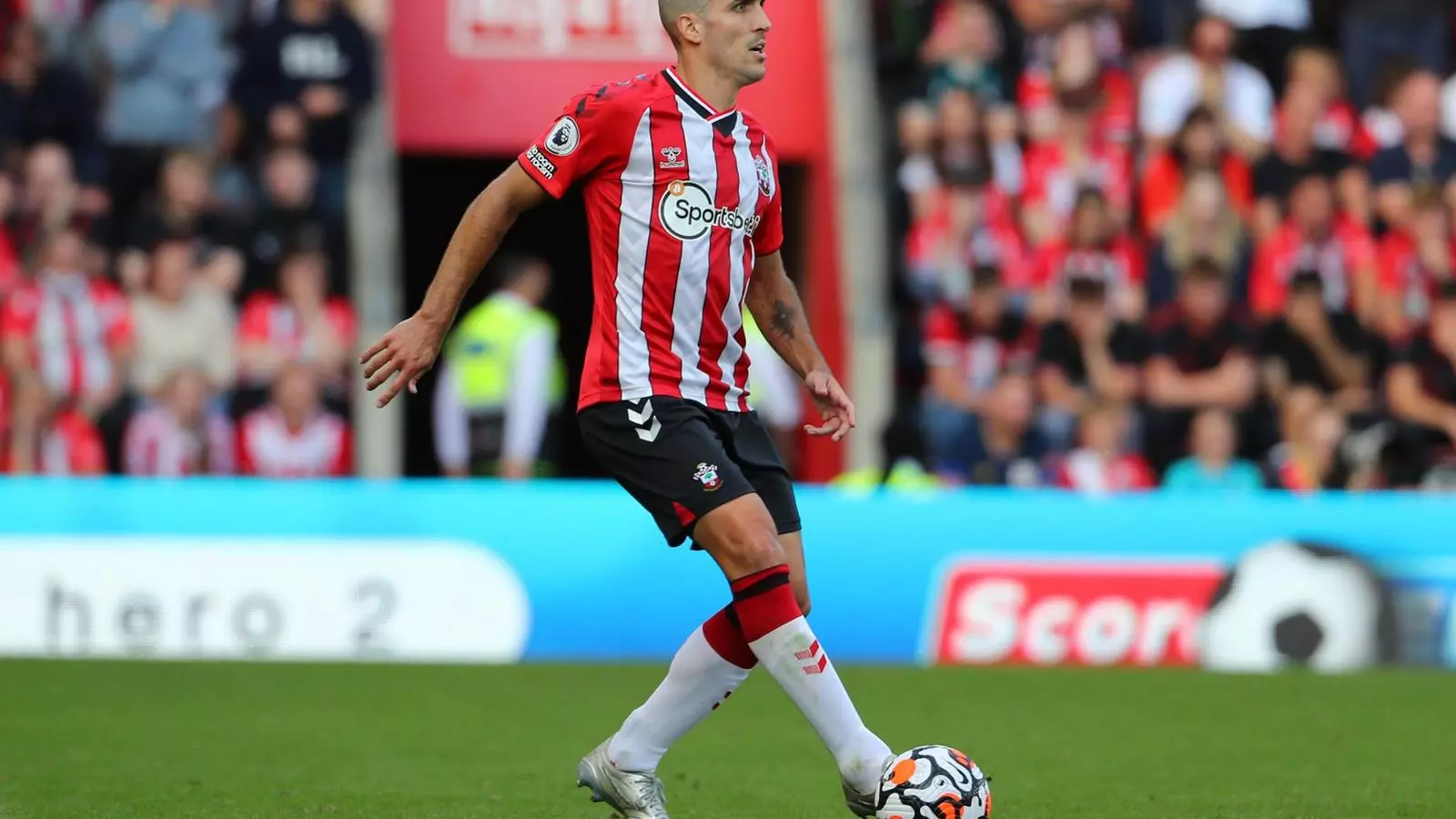 Oriol Romeu, durant la seva etapa al Southampton