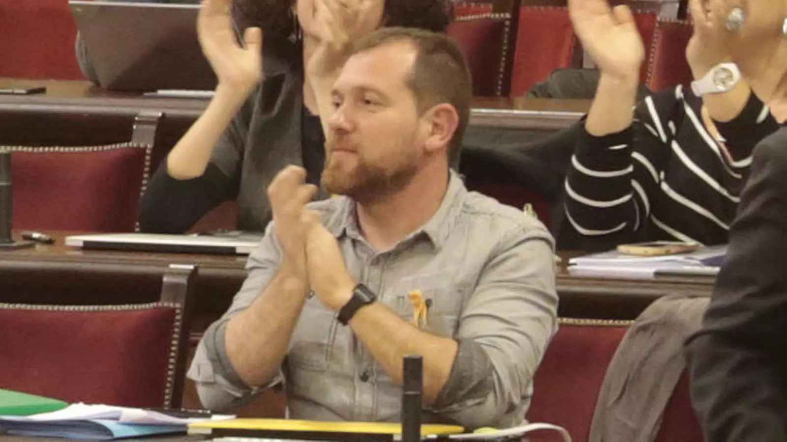 El portaveu parlamentari de la coalició MËS, David Abril, afirma que "Madrid es toparà amb un Govern díscol"