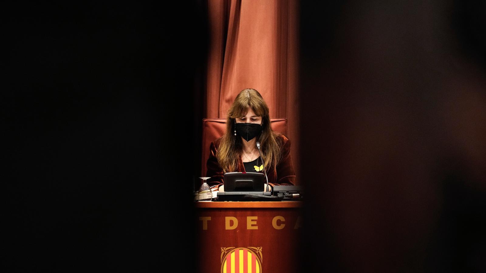 La presidenta del Parlamento , Laura Borràs, antes de la Junta de Portavoces del Parlamento .