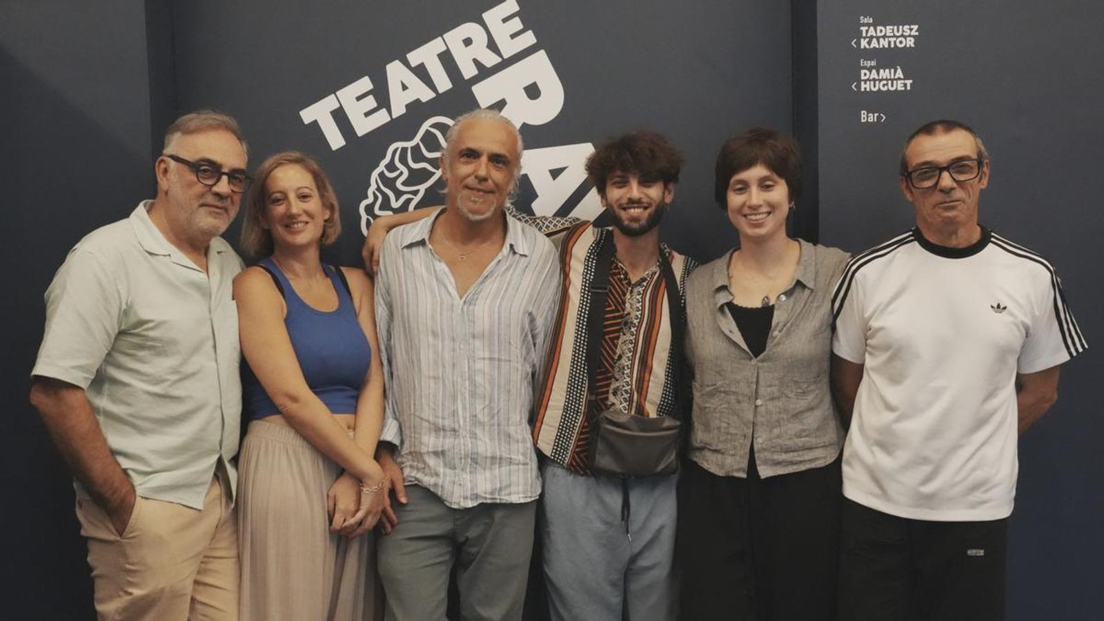 The 'Vientos del pueblo' team, this Thursday at the Teatre Raval