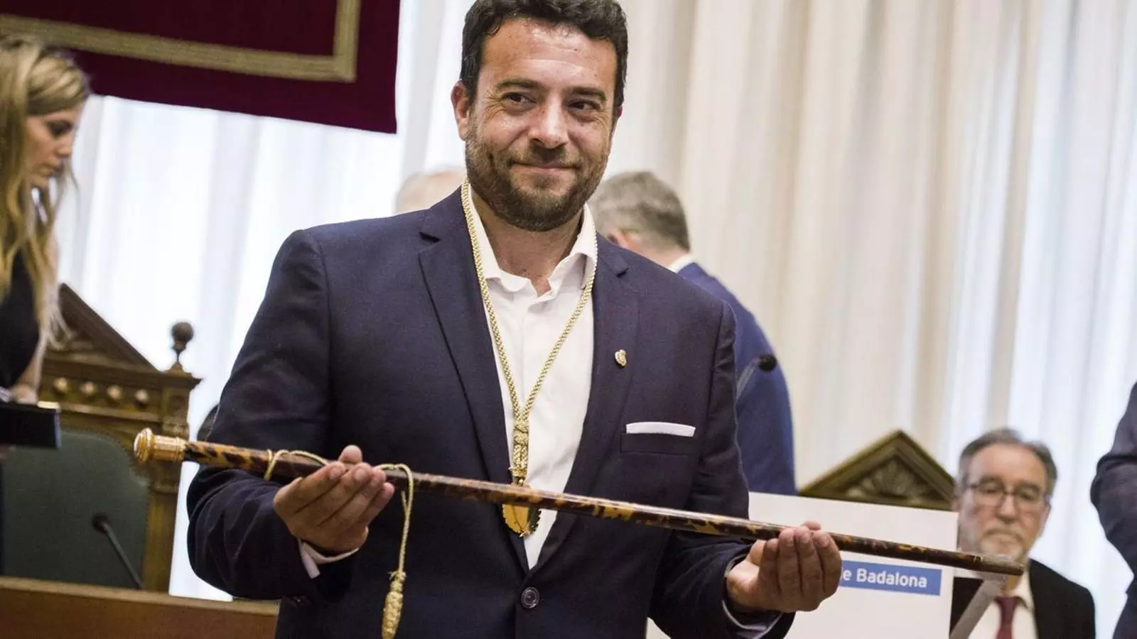 Álex Pastor amb la vara d'alcalde