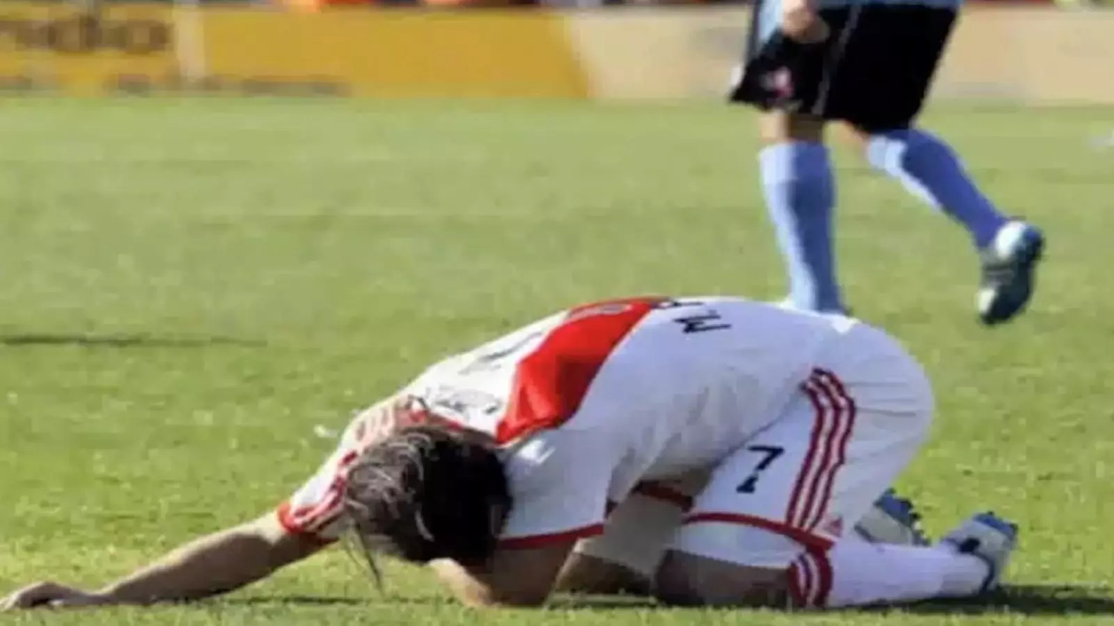 El locutor més popular dels partits del River: "'Chúpenme los huevos, yo voy a seguir con River'!"