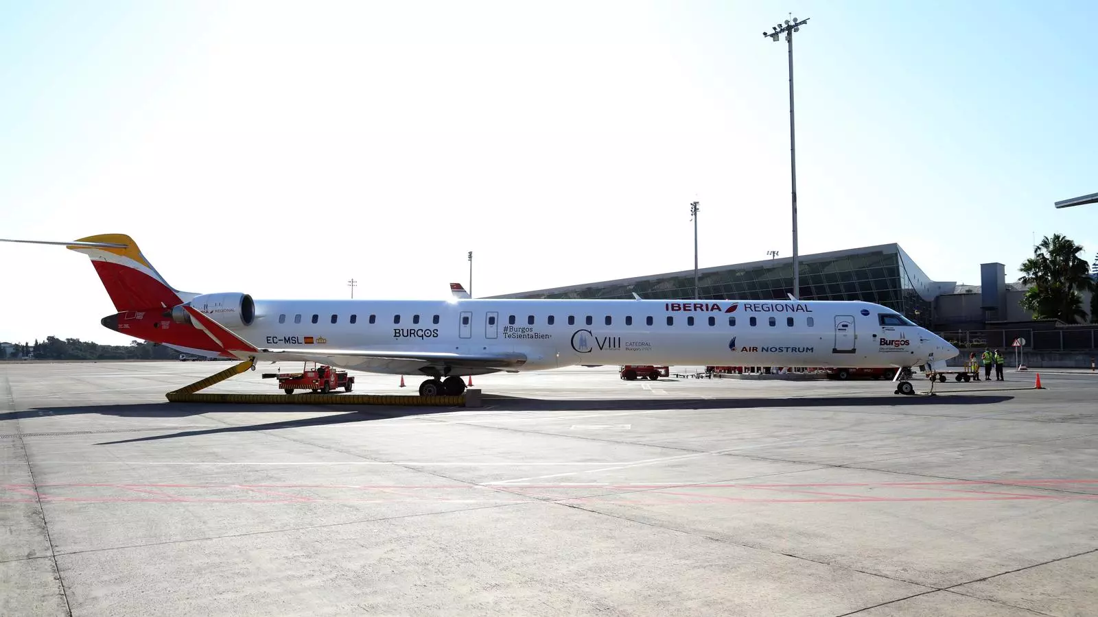 Un avió d'Air Nostrum a l'aeroport de Son Sant Joan.