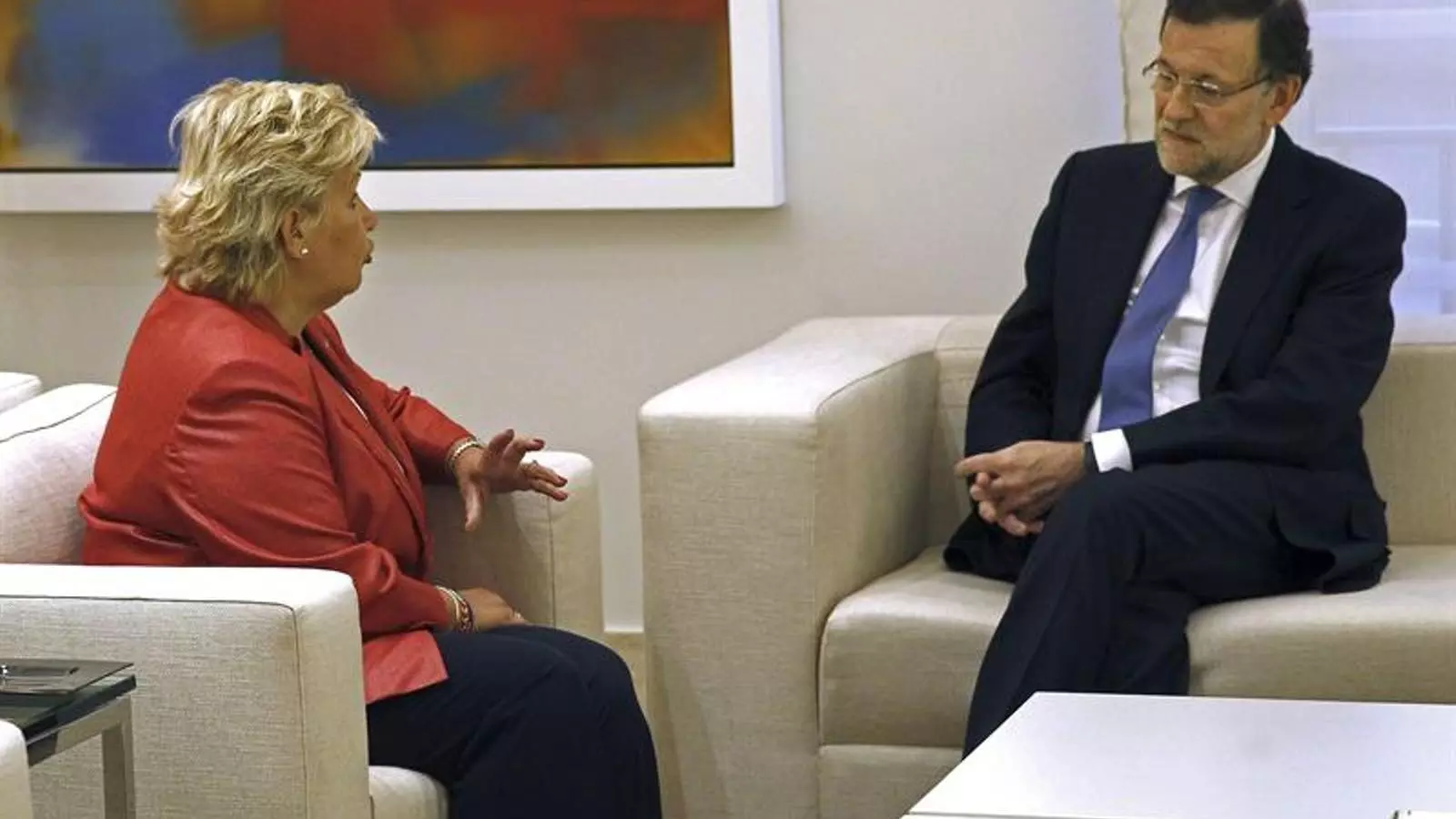Rajoy amb Ángeles Pedraza, presidenta de l'Associació de Víctimes del Terrorisme / EFE
