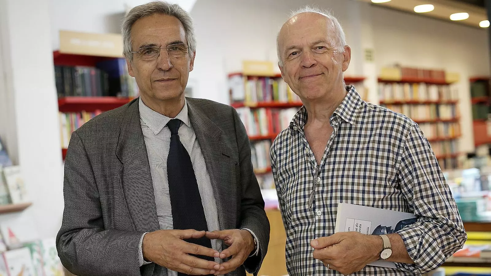Jordi Garcés i Josep Cots a la llibreria Documenta.