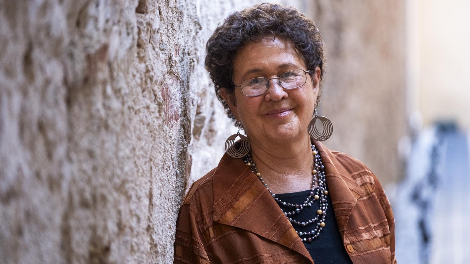 Linda Darling-Hammond, expresidenta de la Asociación Americana de Investigación Educativa