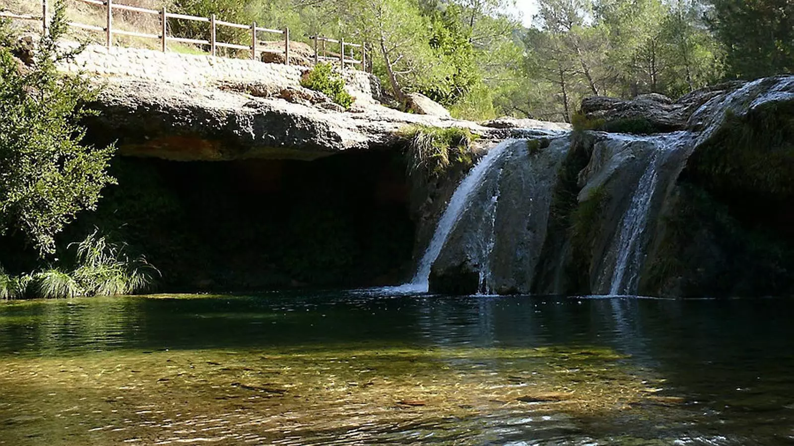 Un país per confinar-s’hi Casa rural La Premsa Sentir-se com a casa en un entorn natural incomparable