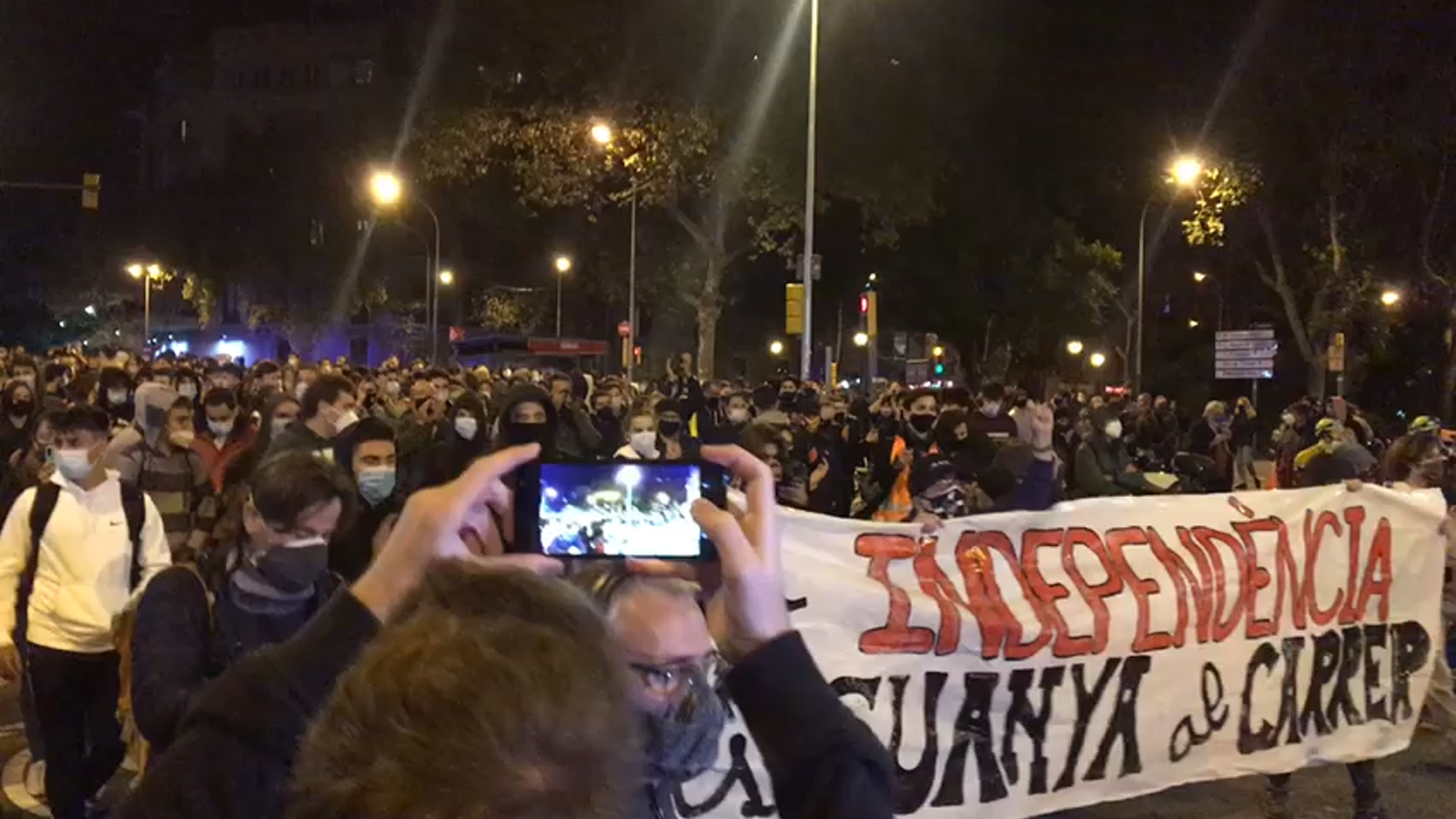 Els CDR es manifesten a Urquinaona un any després de la sentència del Procés