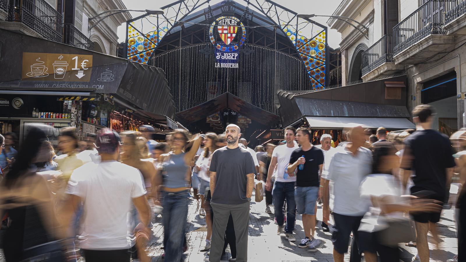 Marc Casanovas, food journalist, at the Boqueria market.