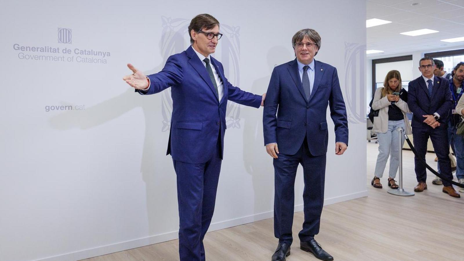 Salvador Illa and Carles Puigdemont meeting in Brussels.