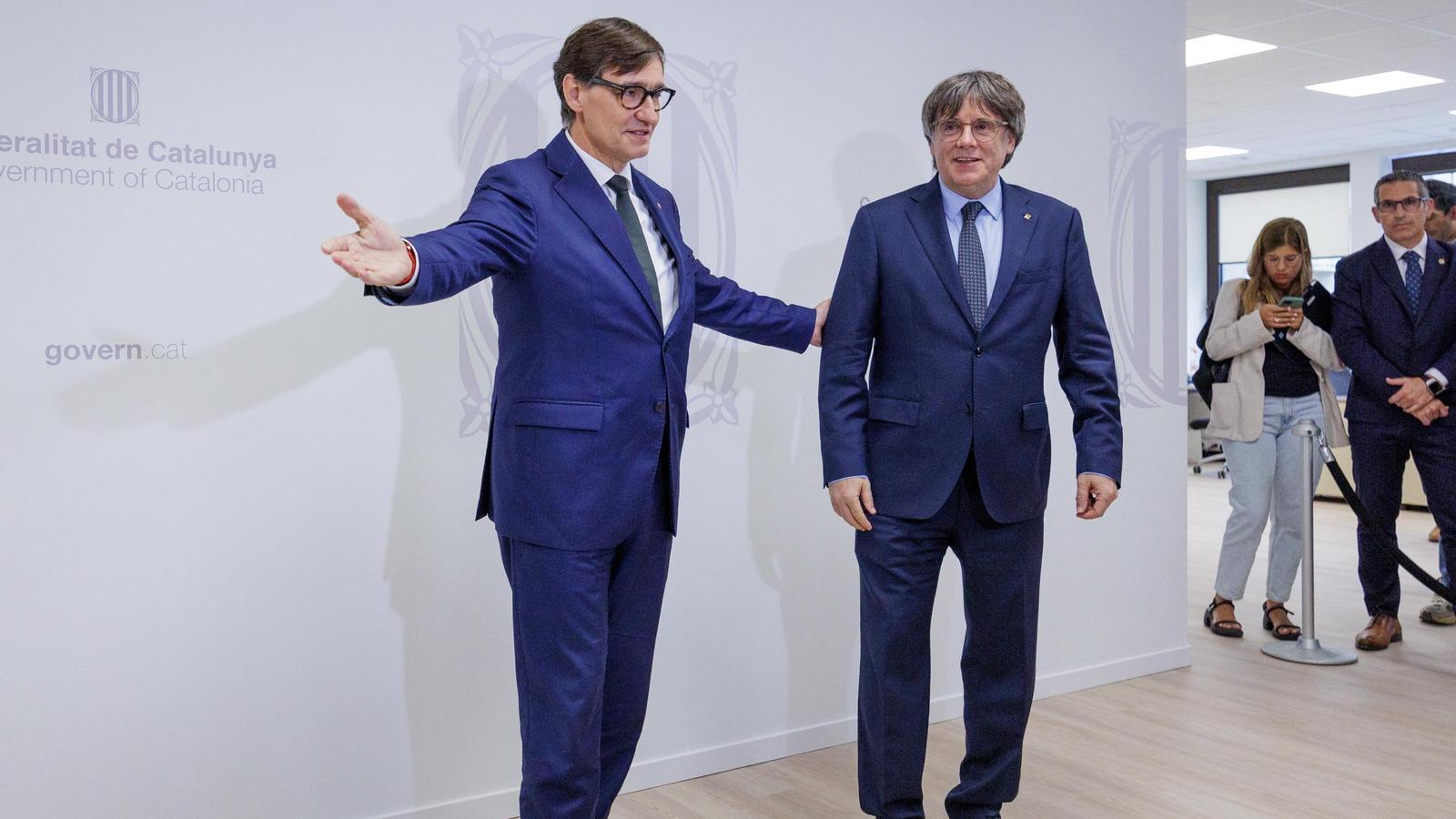 Salvador Illa and Carles Puigdemont meeting in Brussels.