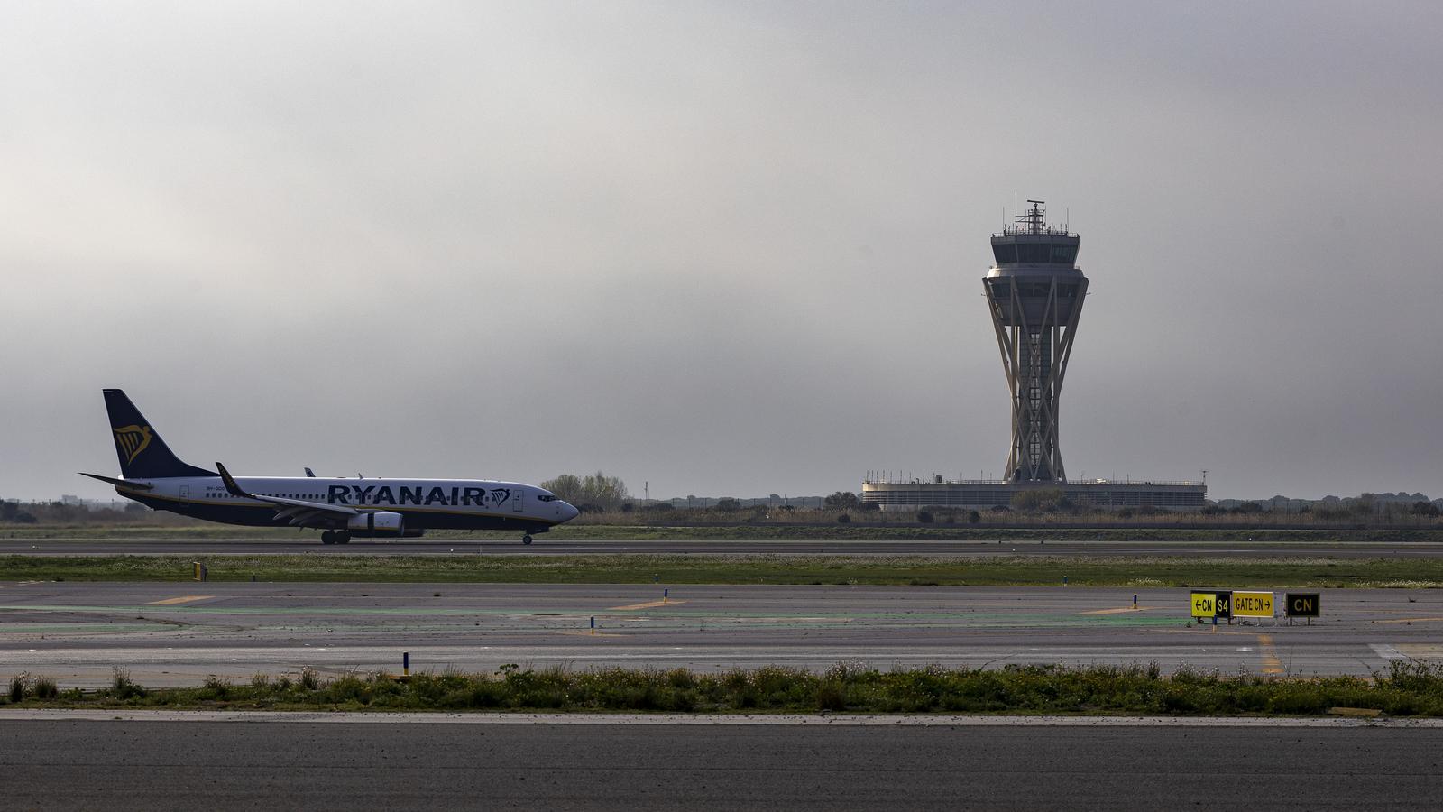 Ryanair plane at Barcelona airport