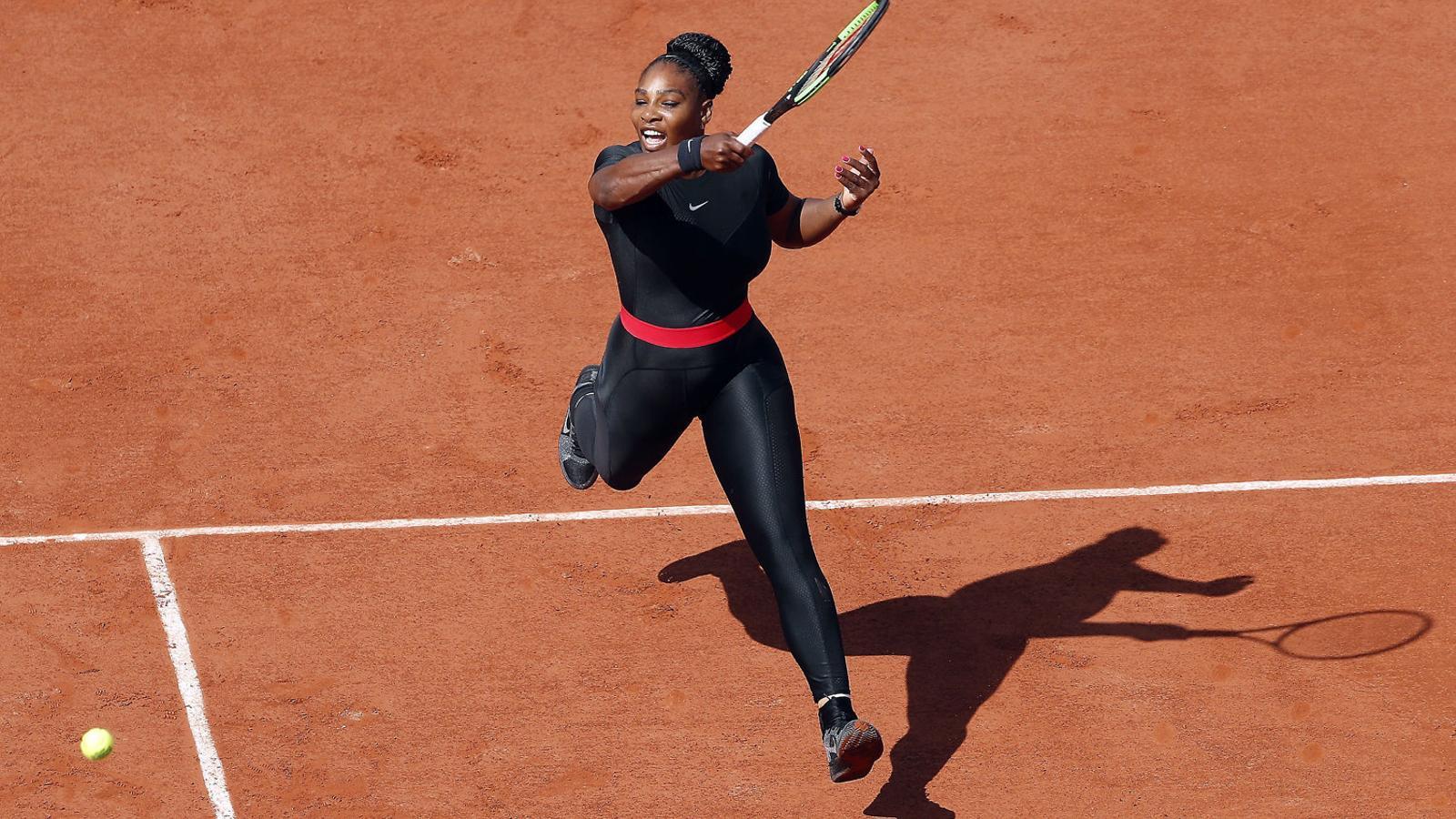Serena Williams durante un partido de Roland Garros.