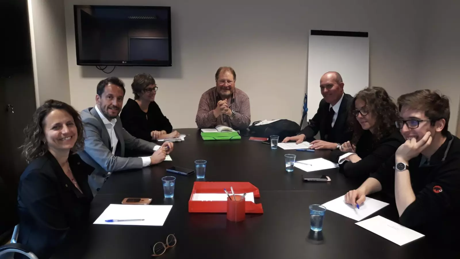 Els set consellers generals electes durant la primera trobada per preparar la vuitena legislatura celebrada aquest dijous. / PS