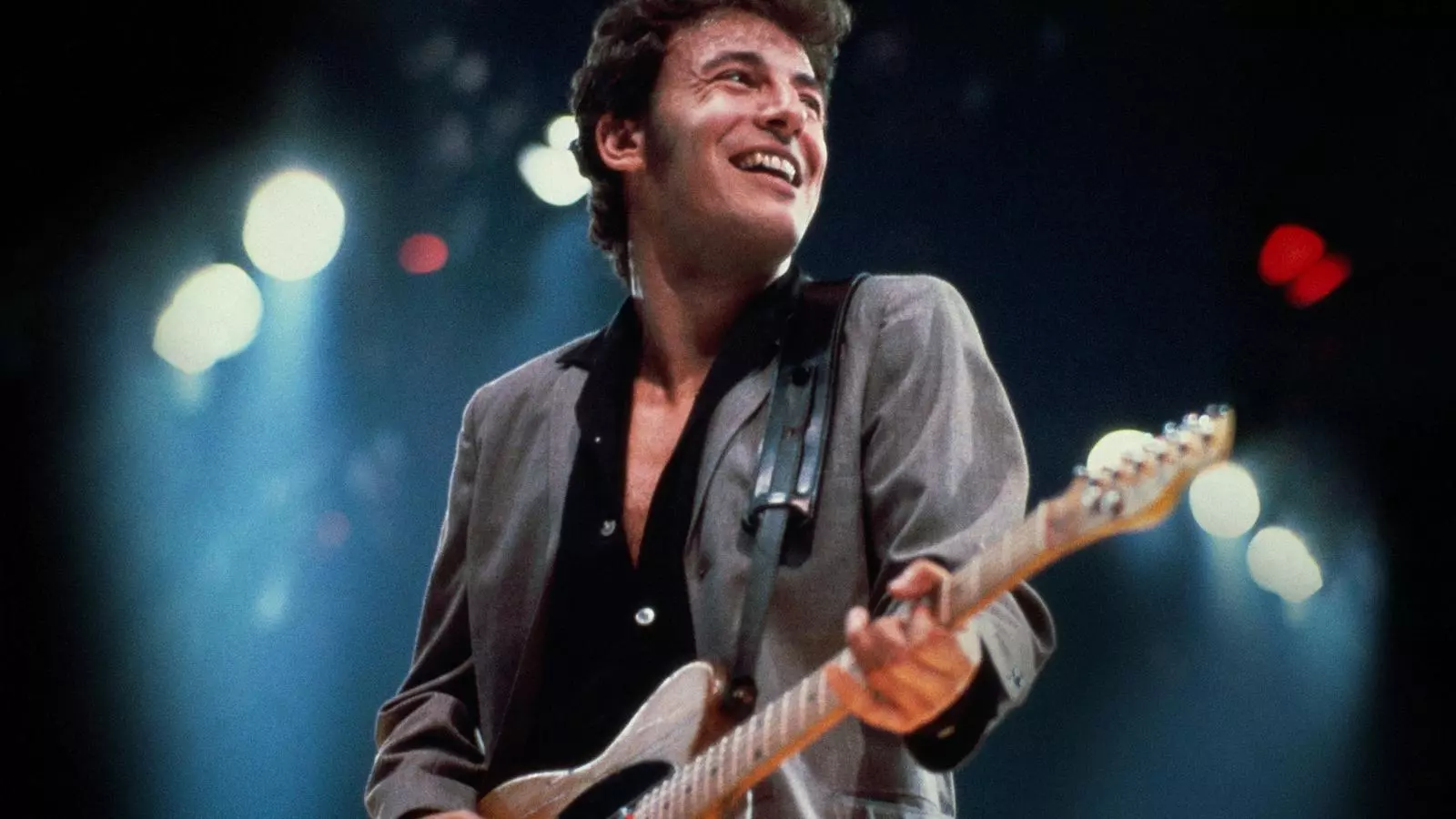 Bruce Springsteen durant l'actuació als concerts No Nukes del 1979 a Nova York.