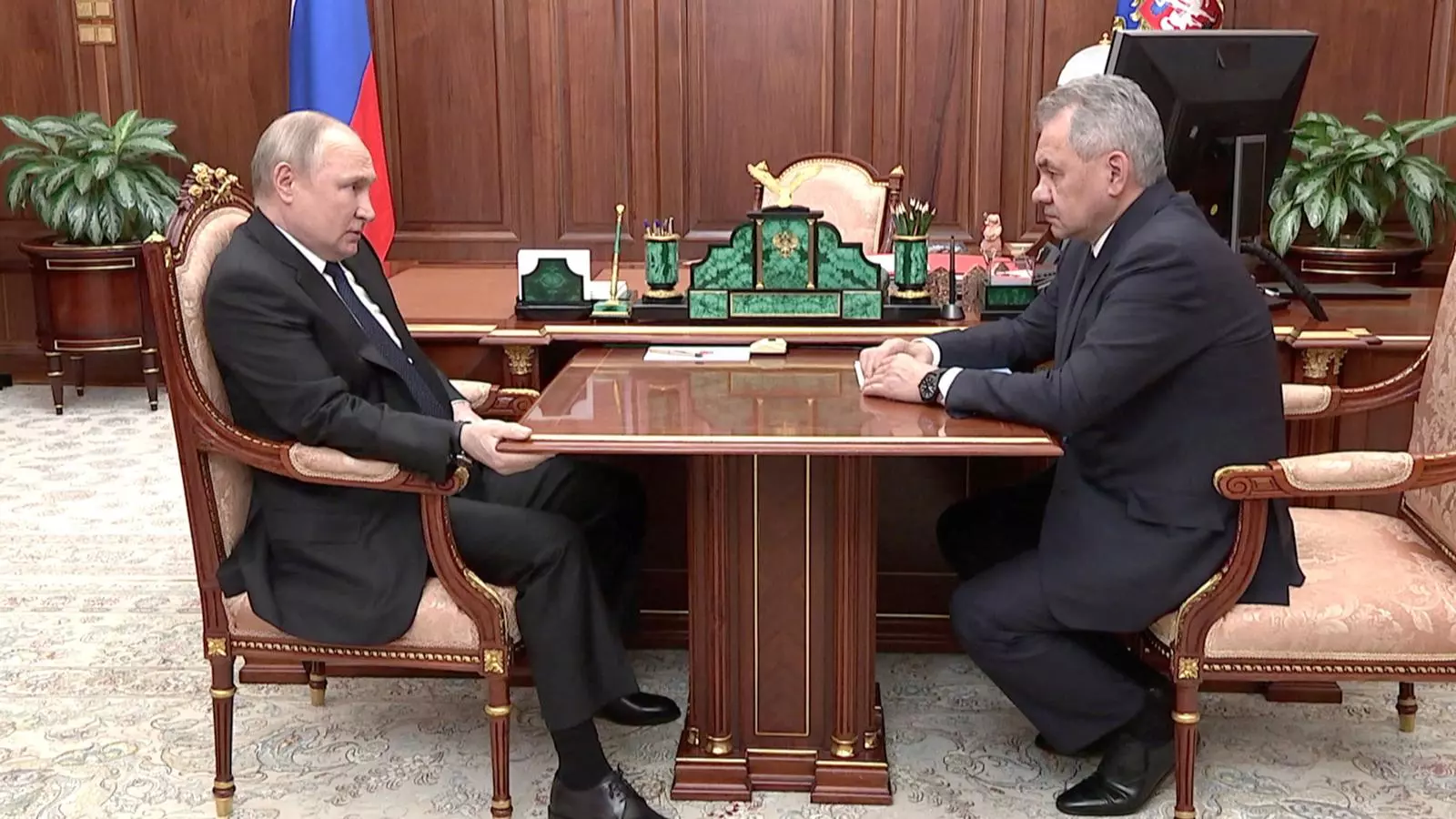 El president rus, Vladímir Putin, amb el seu ministre de Defensa, Serguei Xoigú