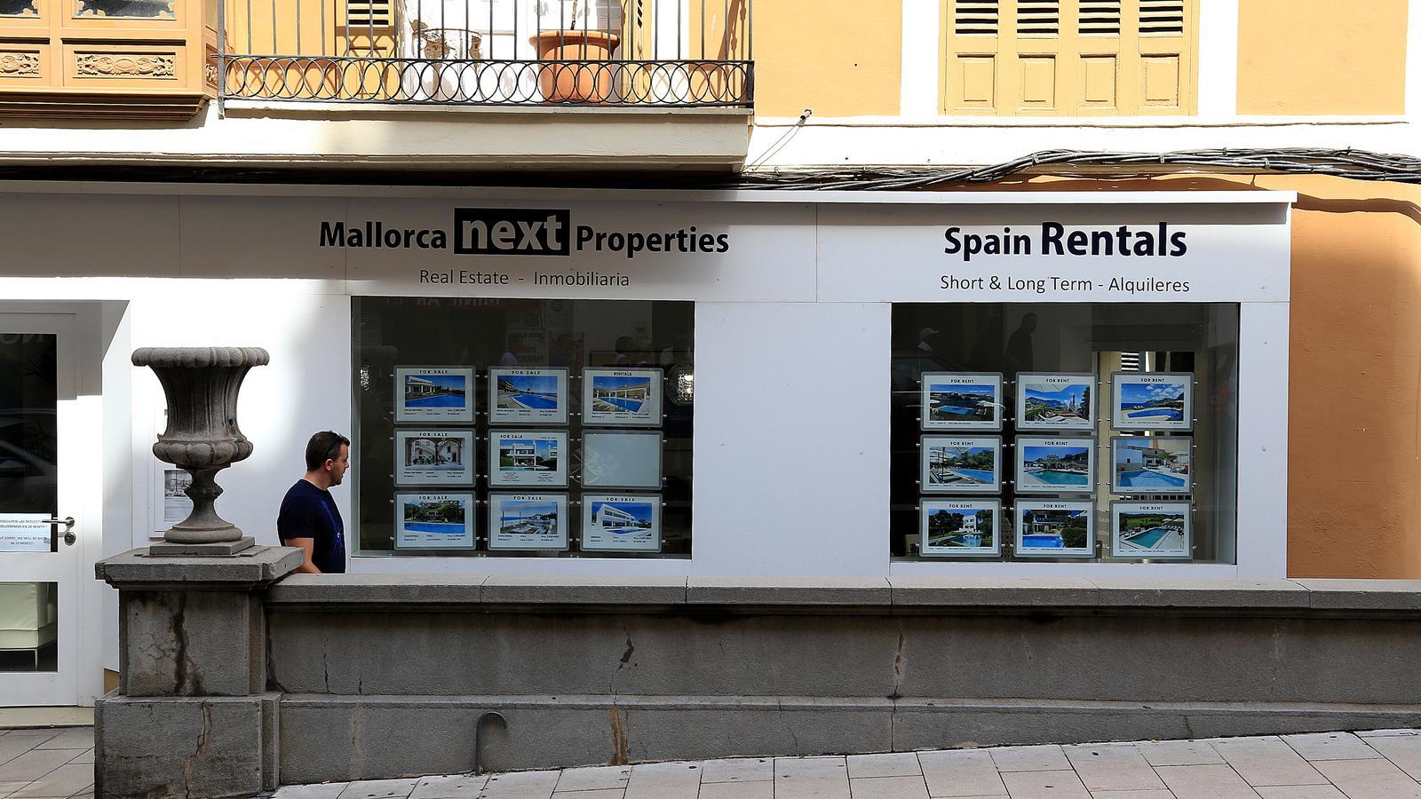 Una immobiliària al centre de Palma